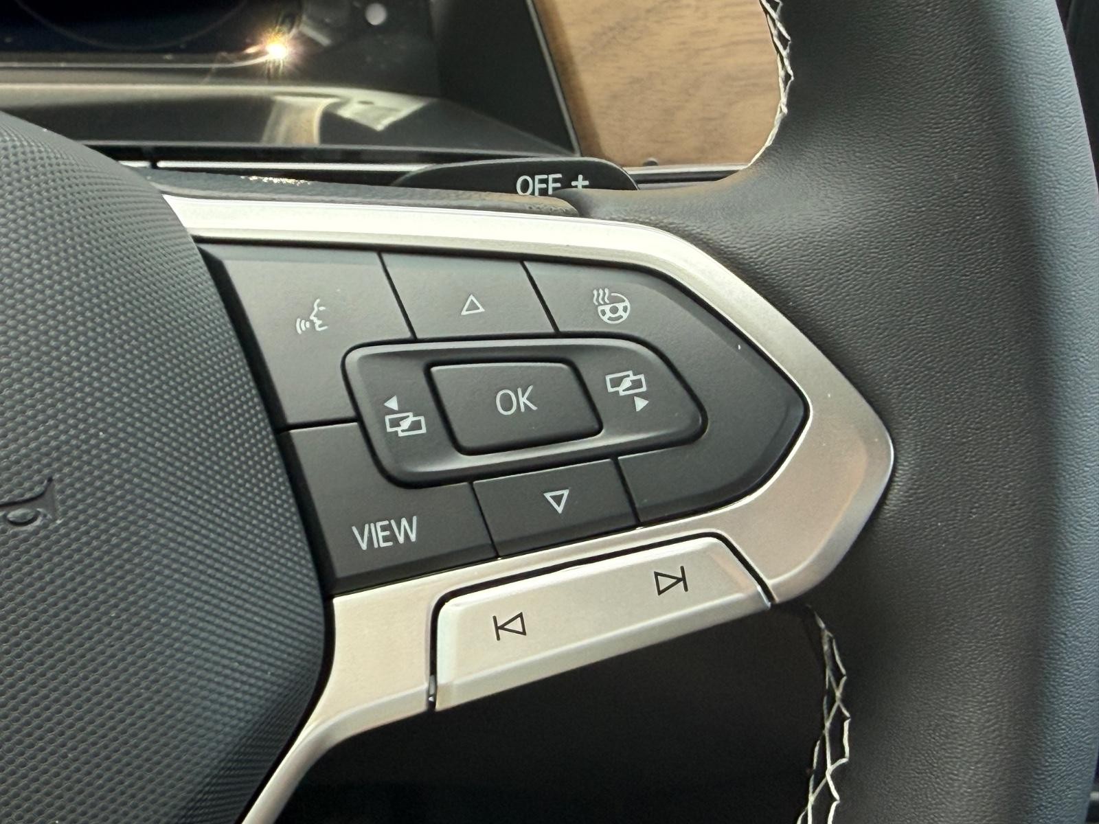 Volkswagen Atlas Vehicle Image 13