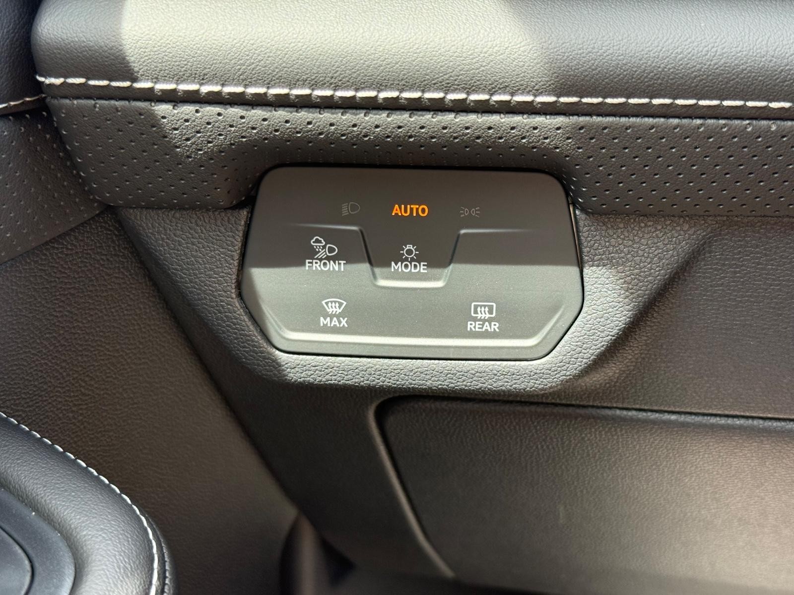 Volkswagen Atlas Vehicle Image 17