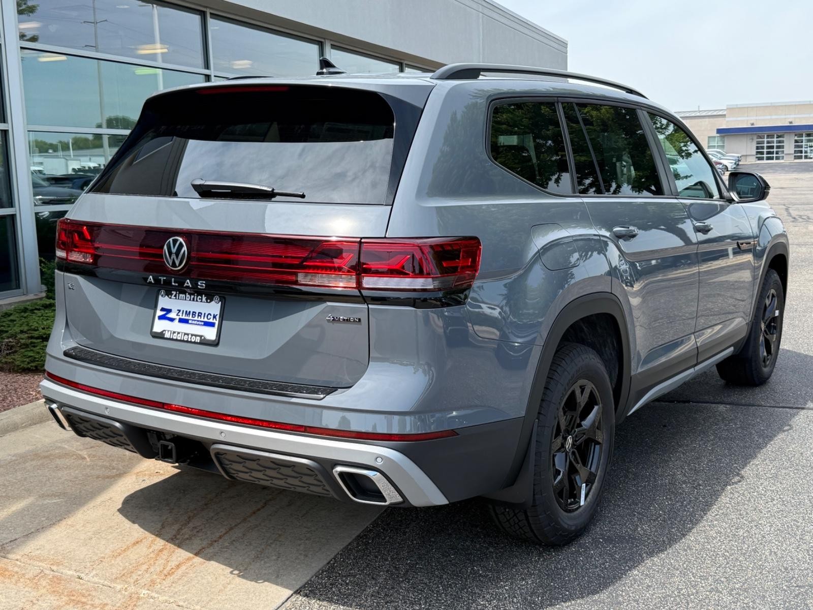 Volkswagen Atlas Vehicle Image 03