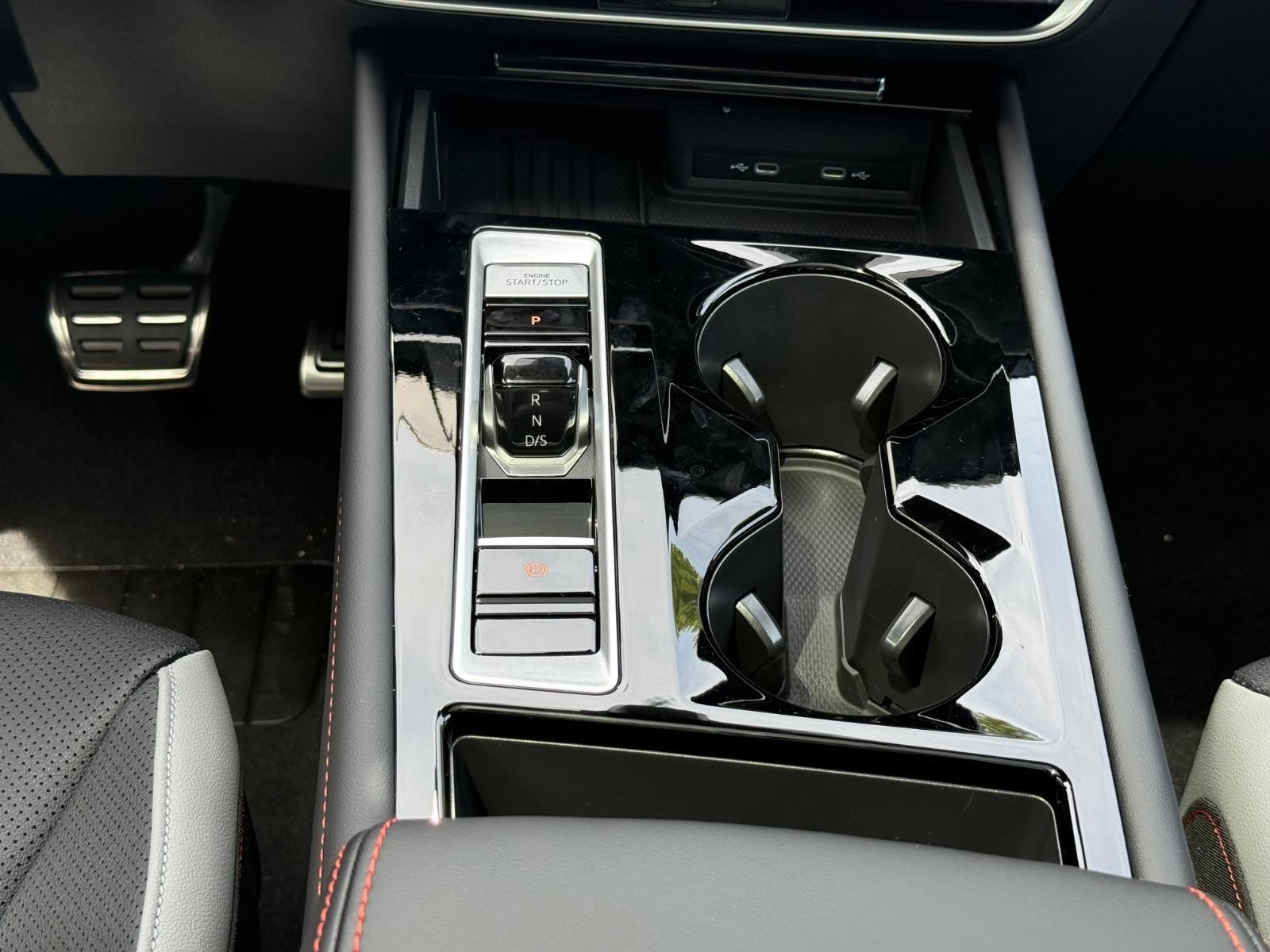 Volkswagen Atlas Vehicle Image 09