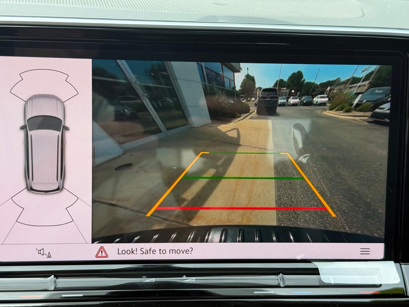 Volkswagen Atlas Vehicle Image 14