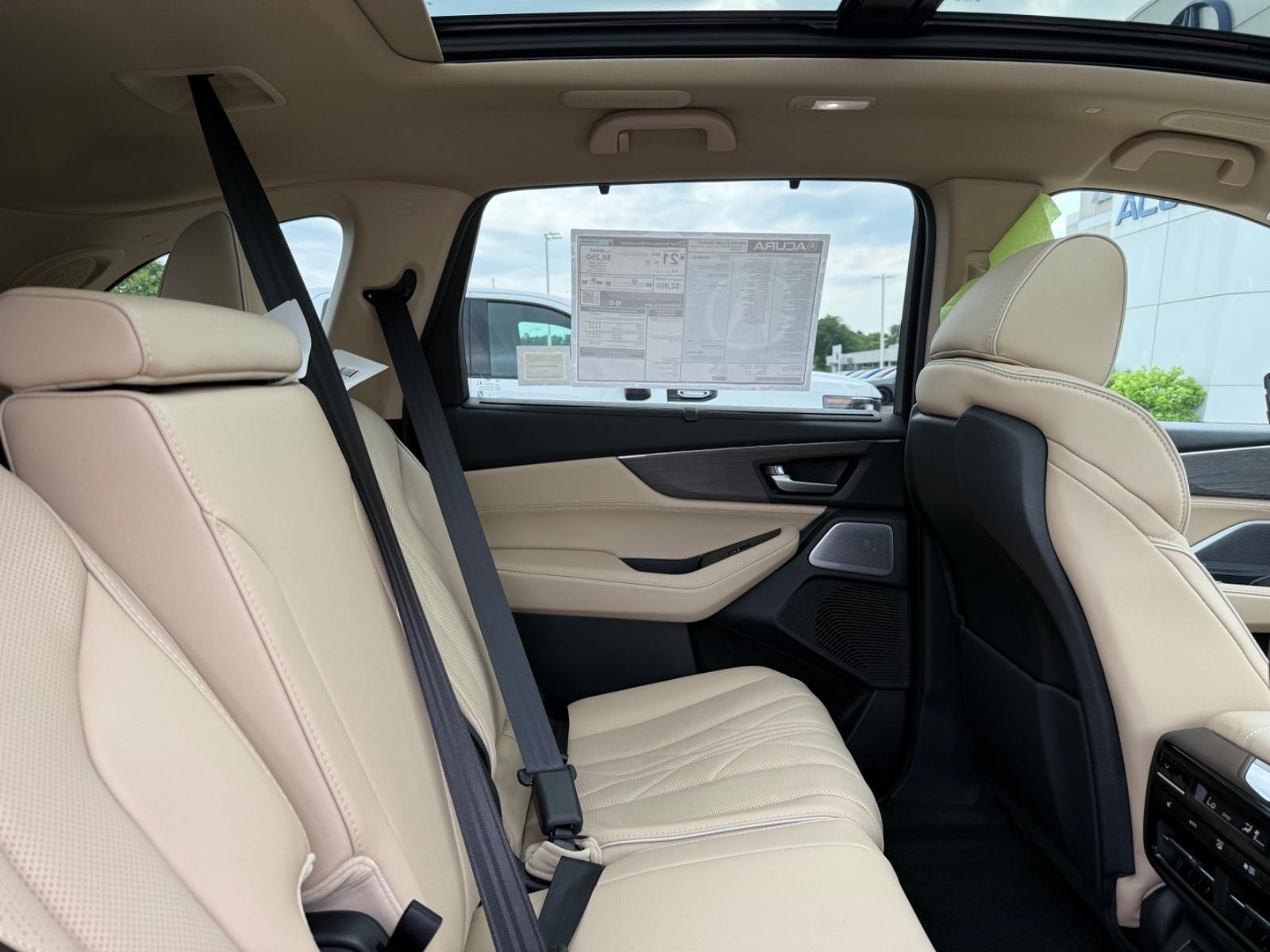 Acura MDX Vehicle Image 05