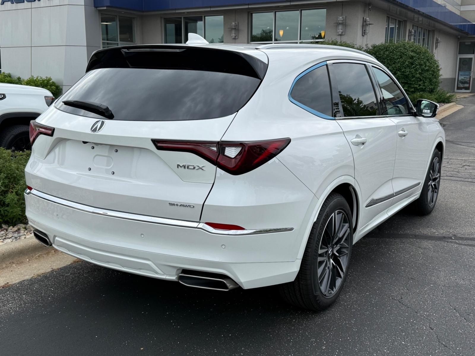 Acura MDX Vehicle Image 03