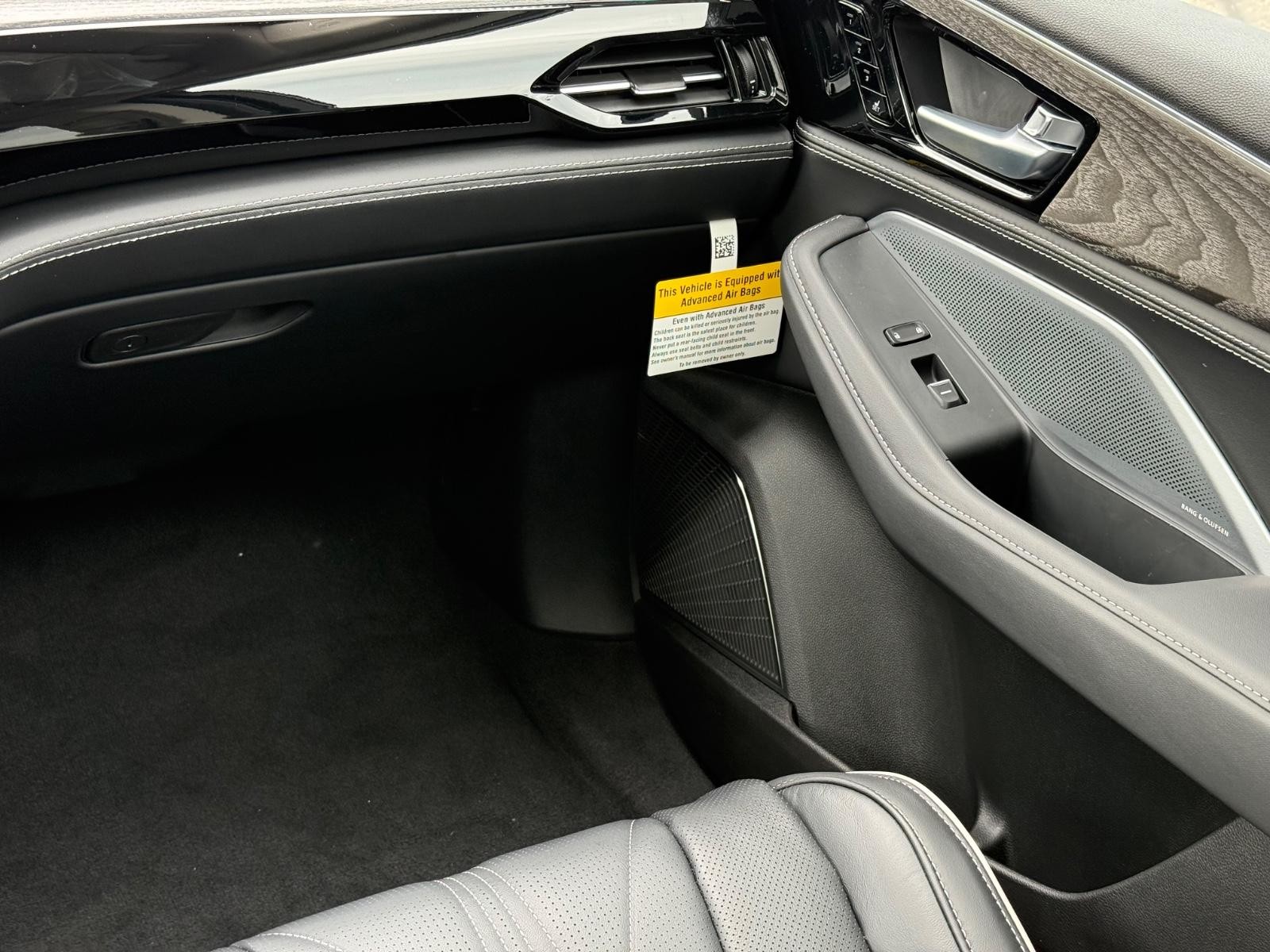 Acura MDX Vehicle Image 09
