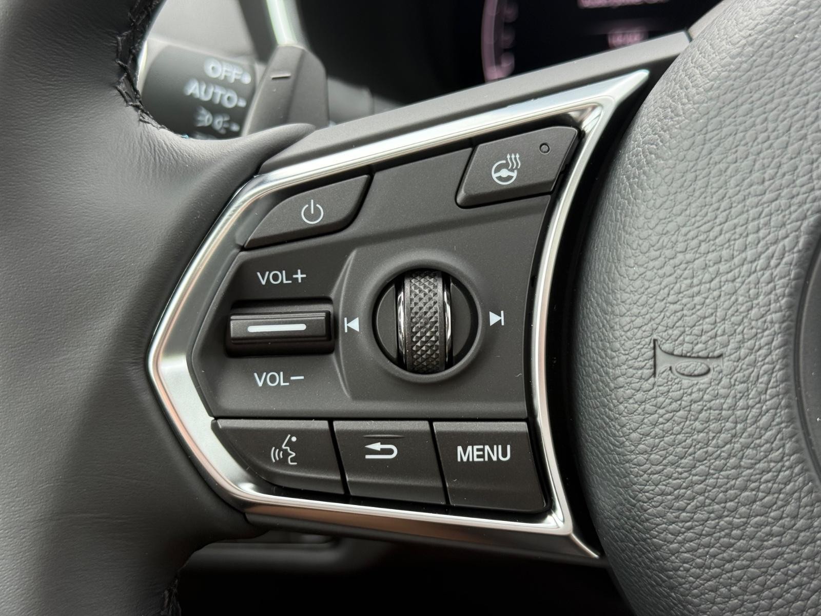 Acura MDX Vehicle Image 11