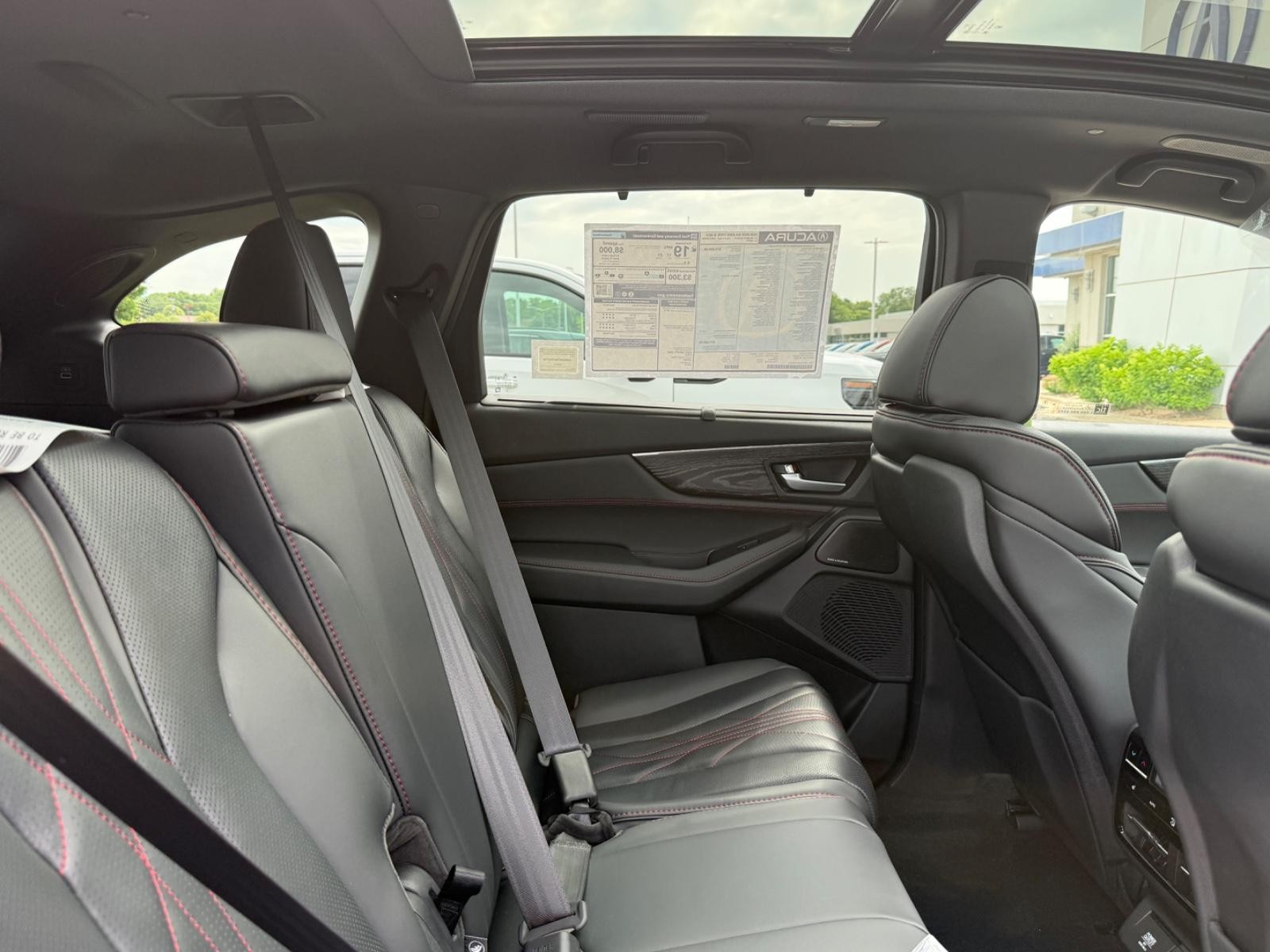 Acura MDX Vehicle Image 05