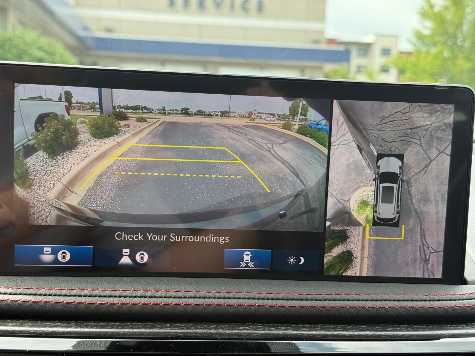 Acura MDX Vehicle Image 13