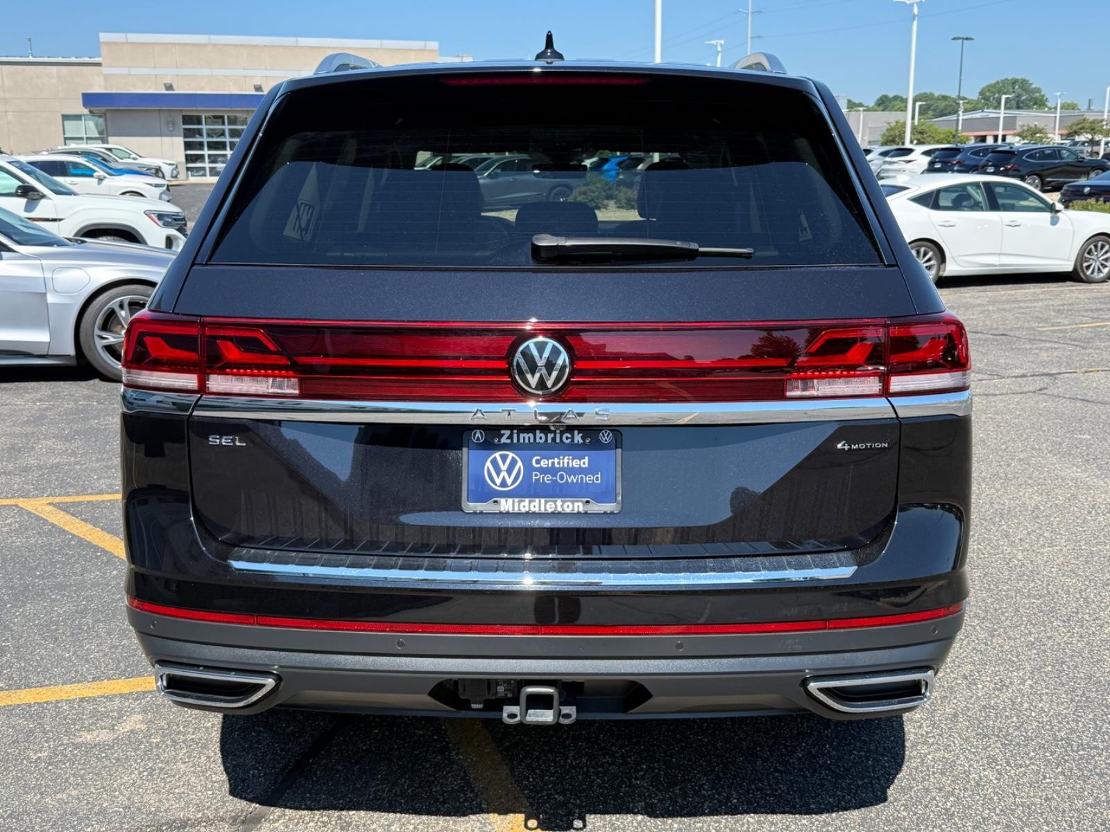 Volkswagen Atlas Vehicle Image 04