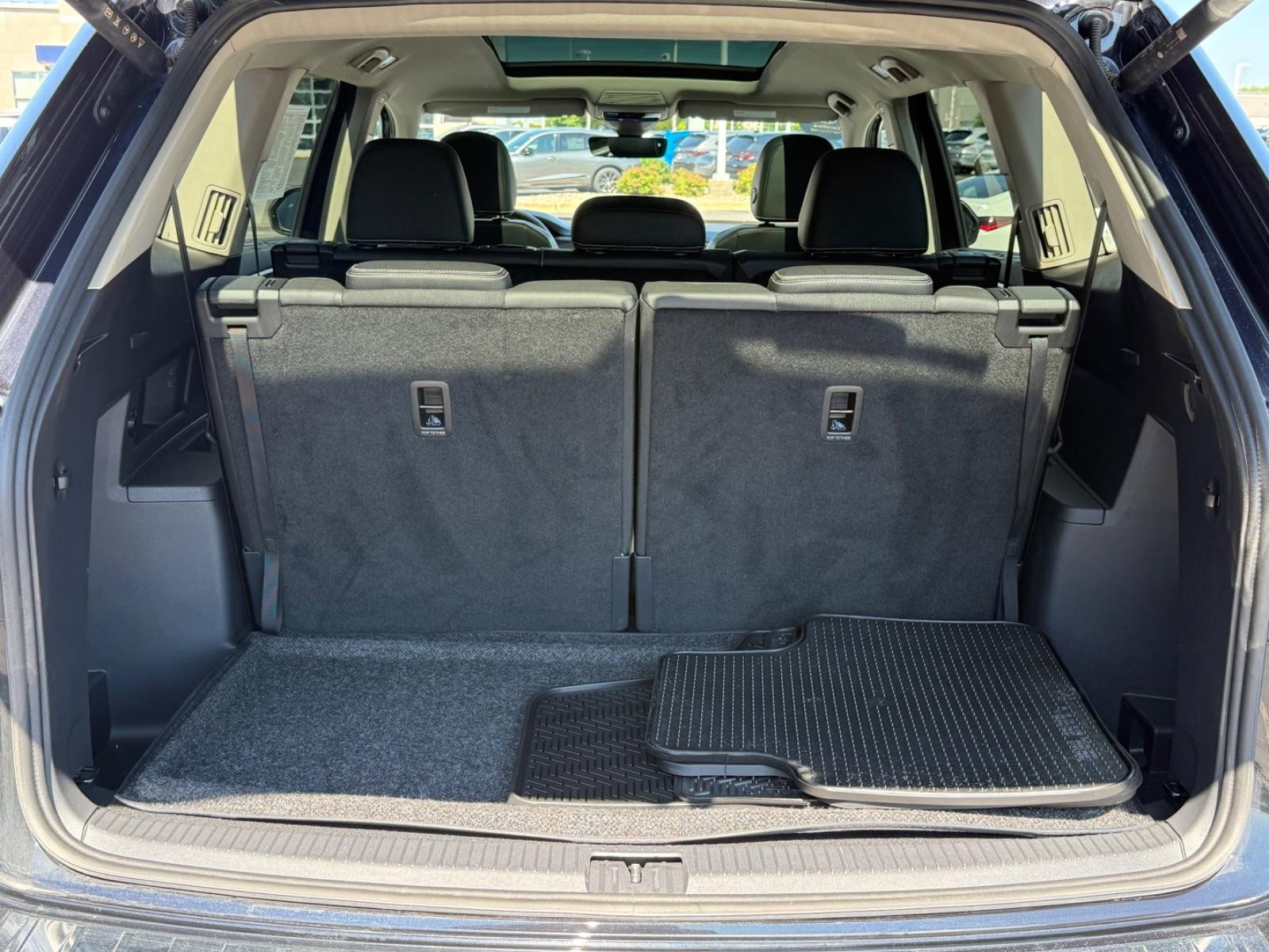 Volkswagen Atlas Vehicle Image 05