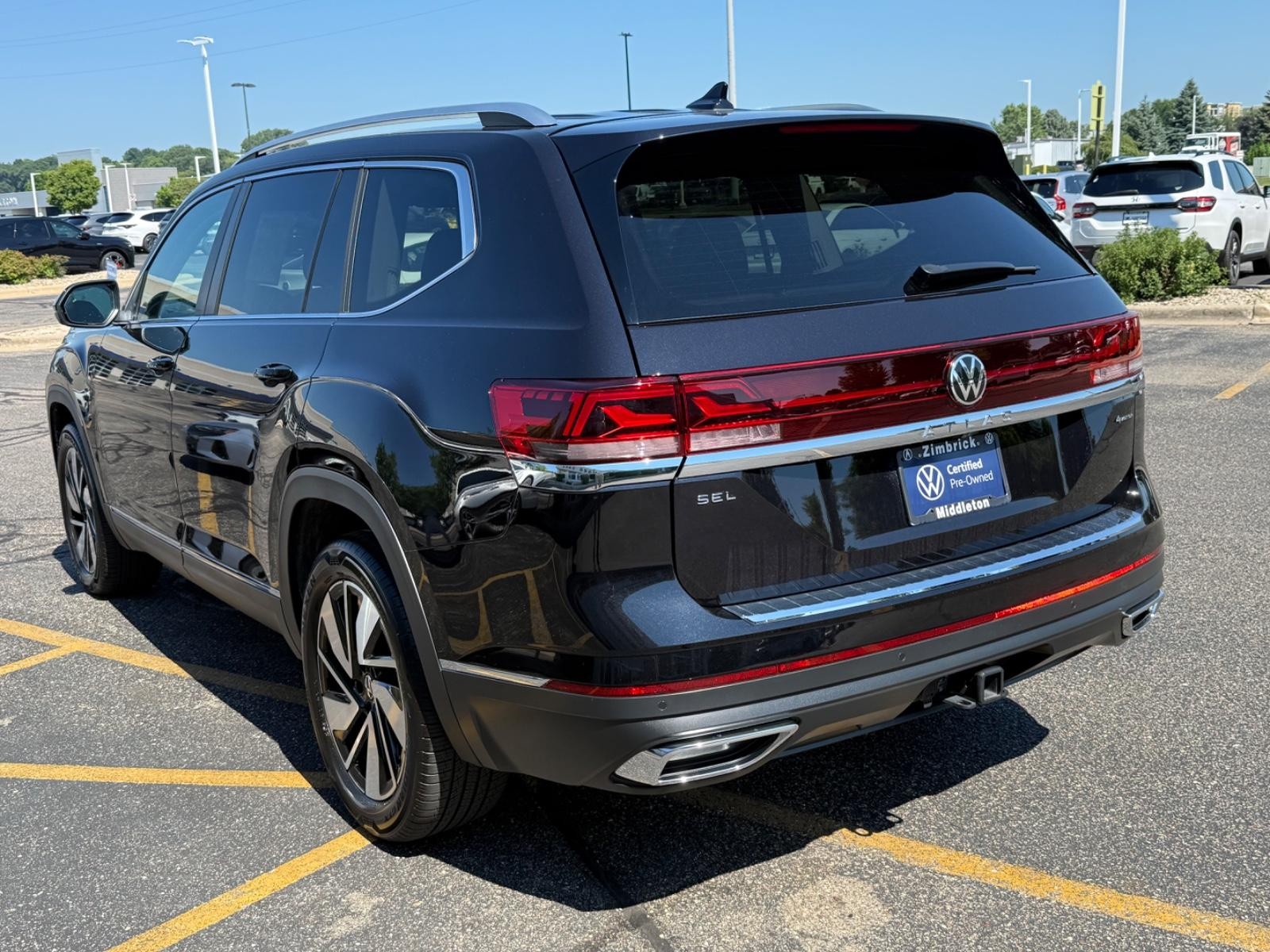 Volkswagen Atlas Vehicle Image 06