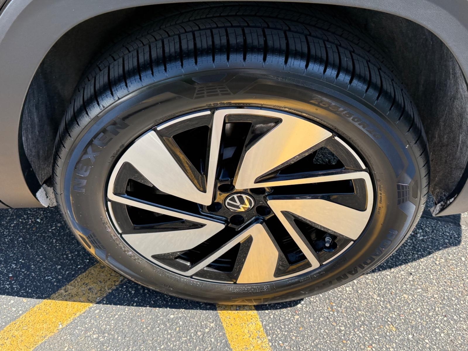 Volkswagen Atlas Vehicle Image 07