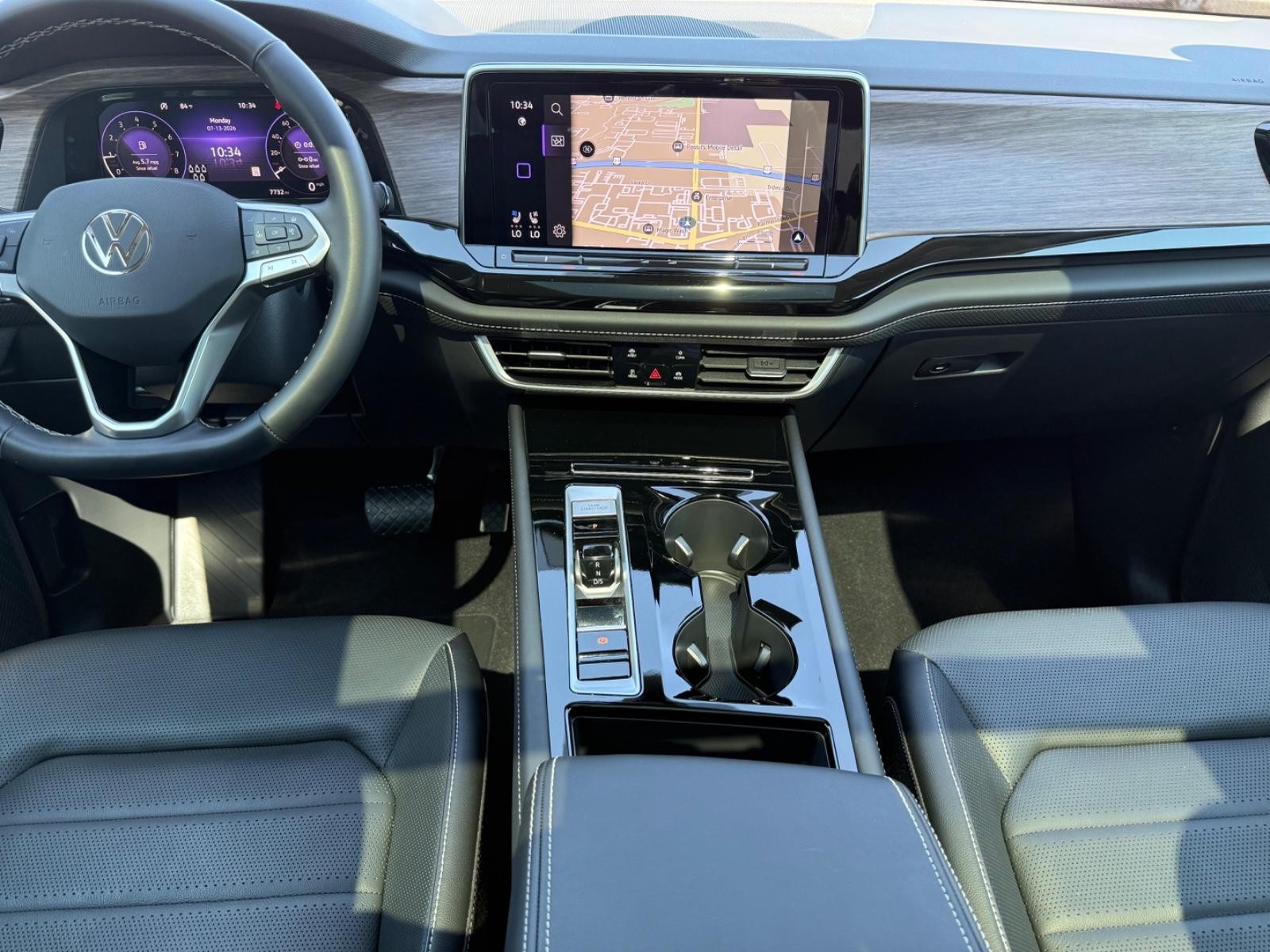 Volkswagen Atlas Vehicle Image 12