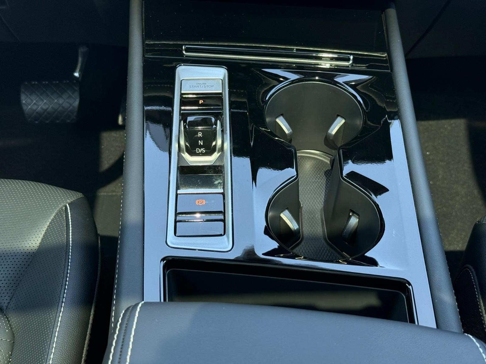 Volkswagen Atlas Vehicle Image 14