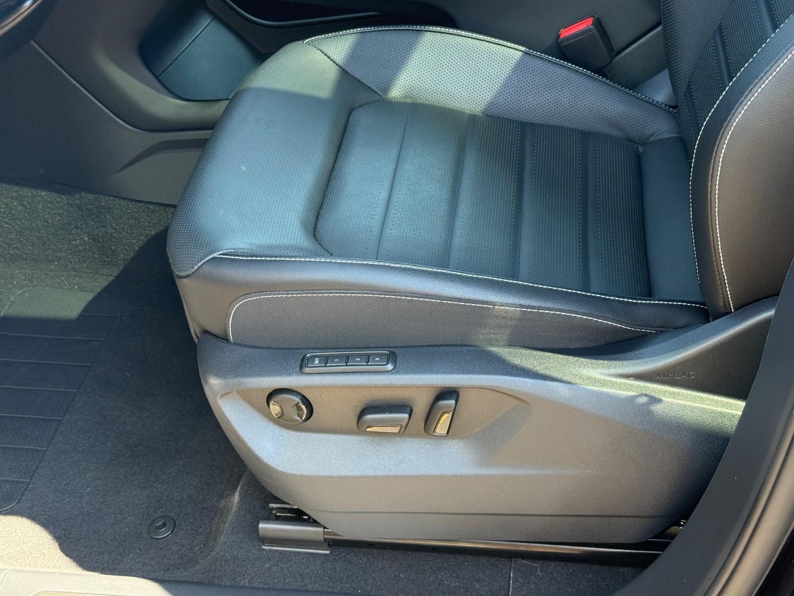 Volkswagen Atlas Vehicle Image 22