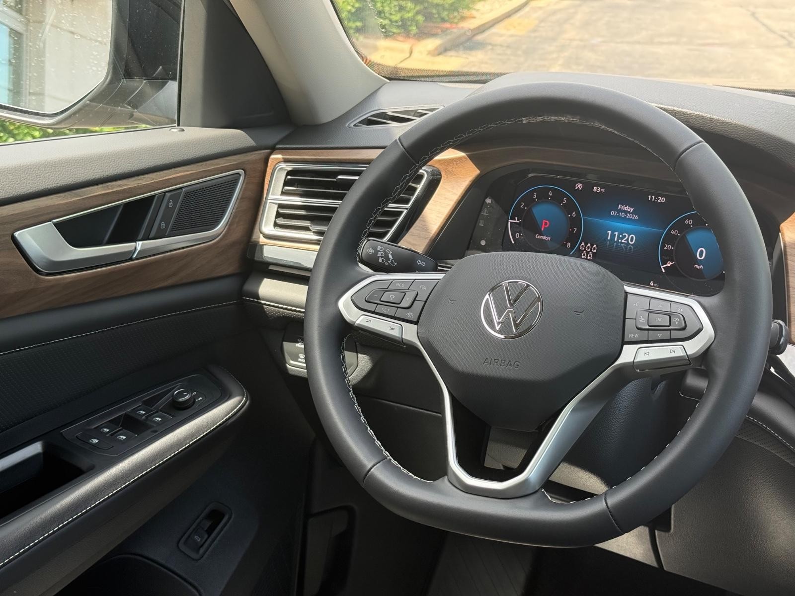 Volkswagen Atlas Vehicle Image 10