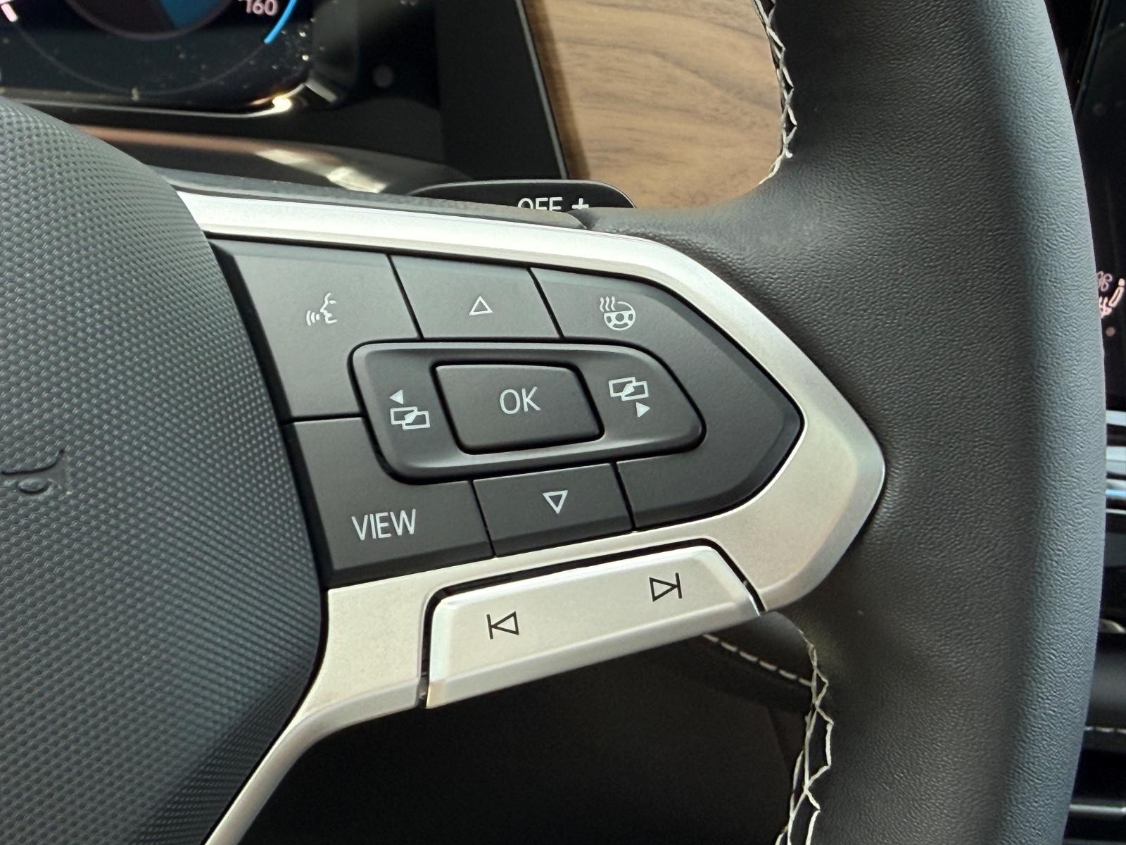 Volkswagen Atlas Vehicle Image 13