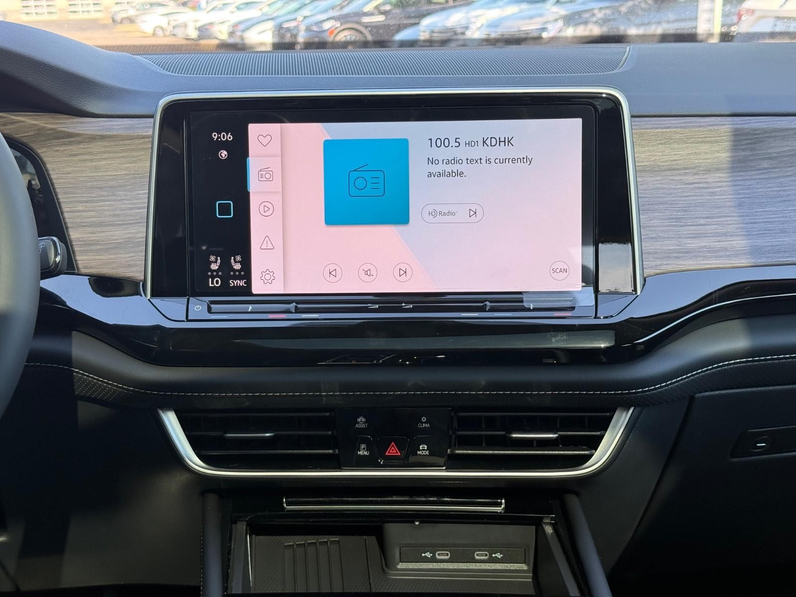 Volkswagen Atlas Vehicle Image 08