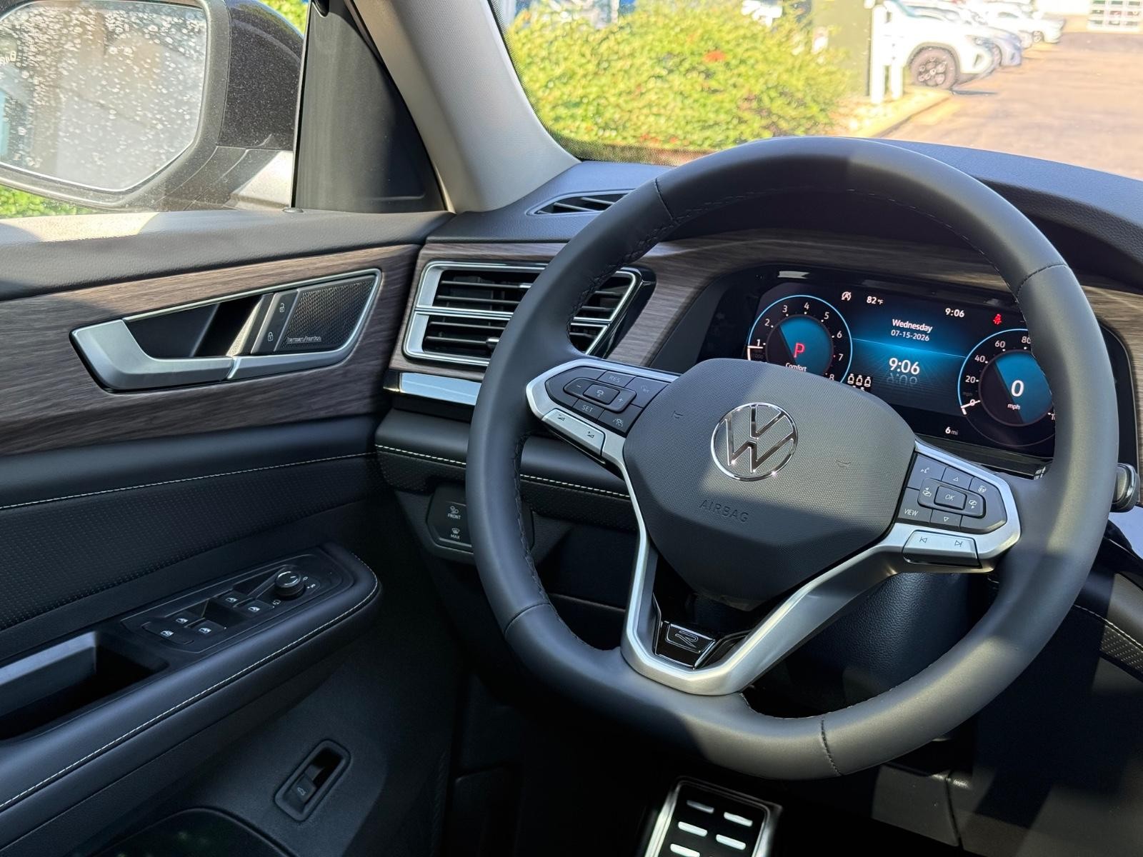Volkswagen Atlas Vehicle Image 10