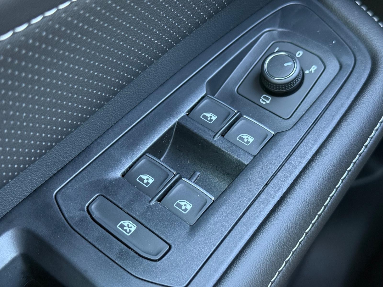 Volkswagen Atlas Vehicle Image 16