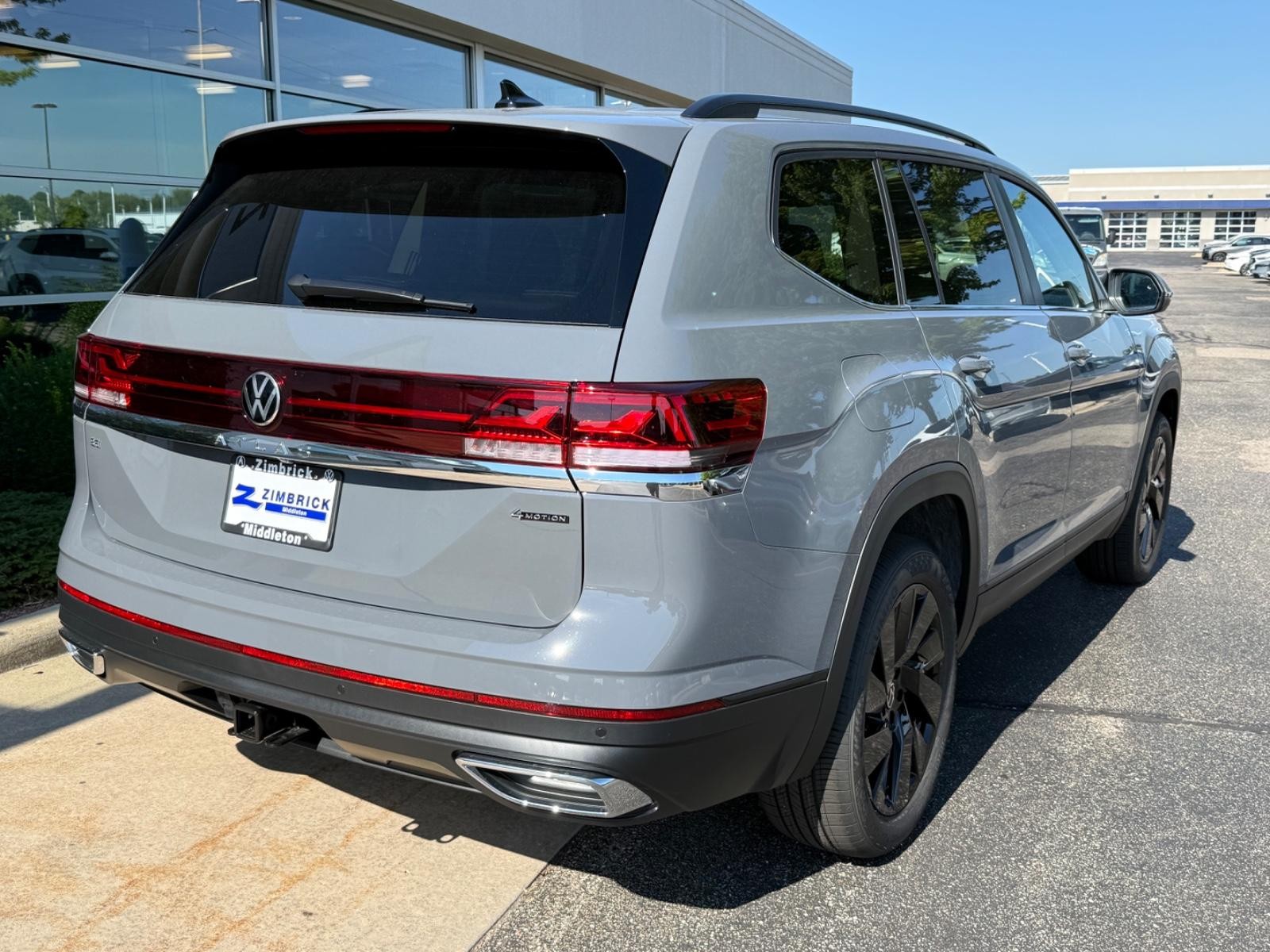 Volkswagen Atlas Vehicle Image 03