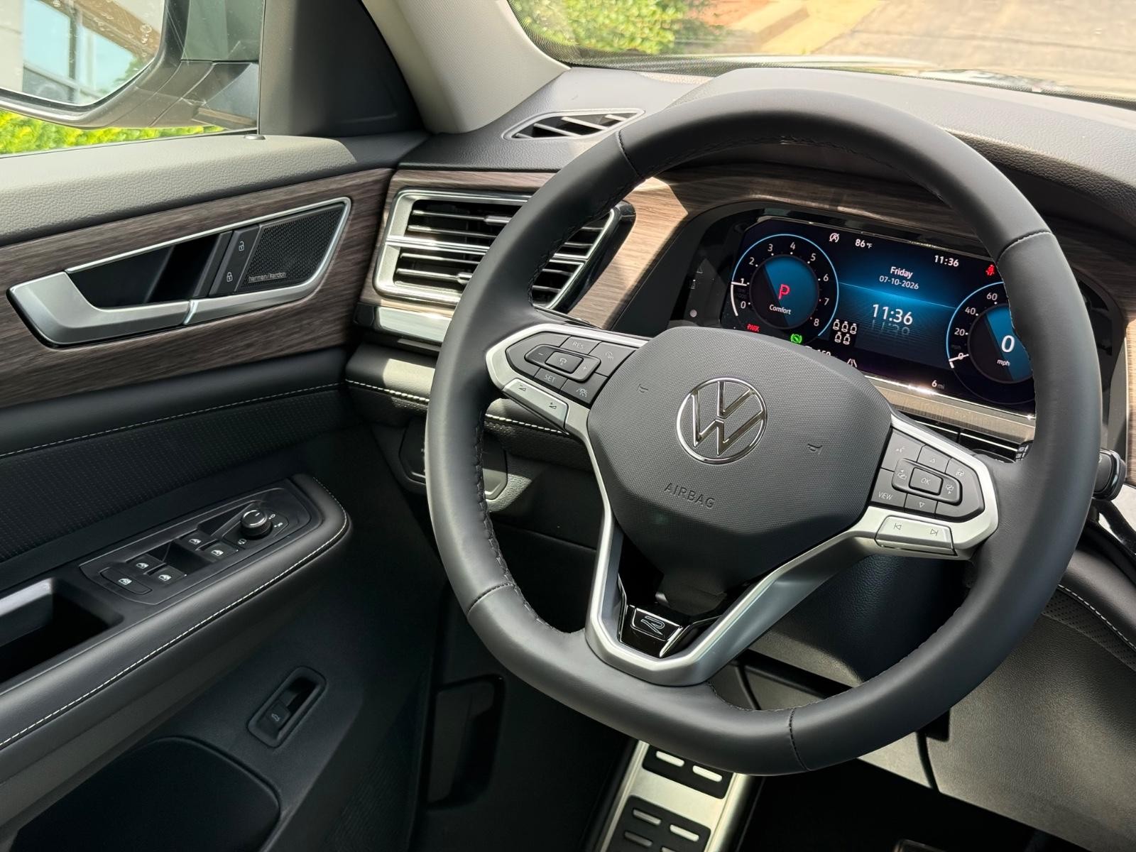 Volkswagen Atlas Vehicle Image 10
