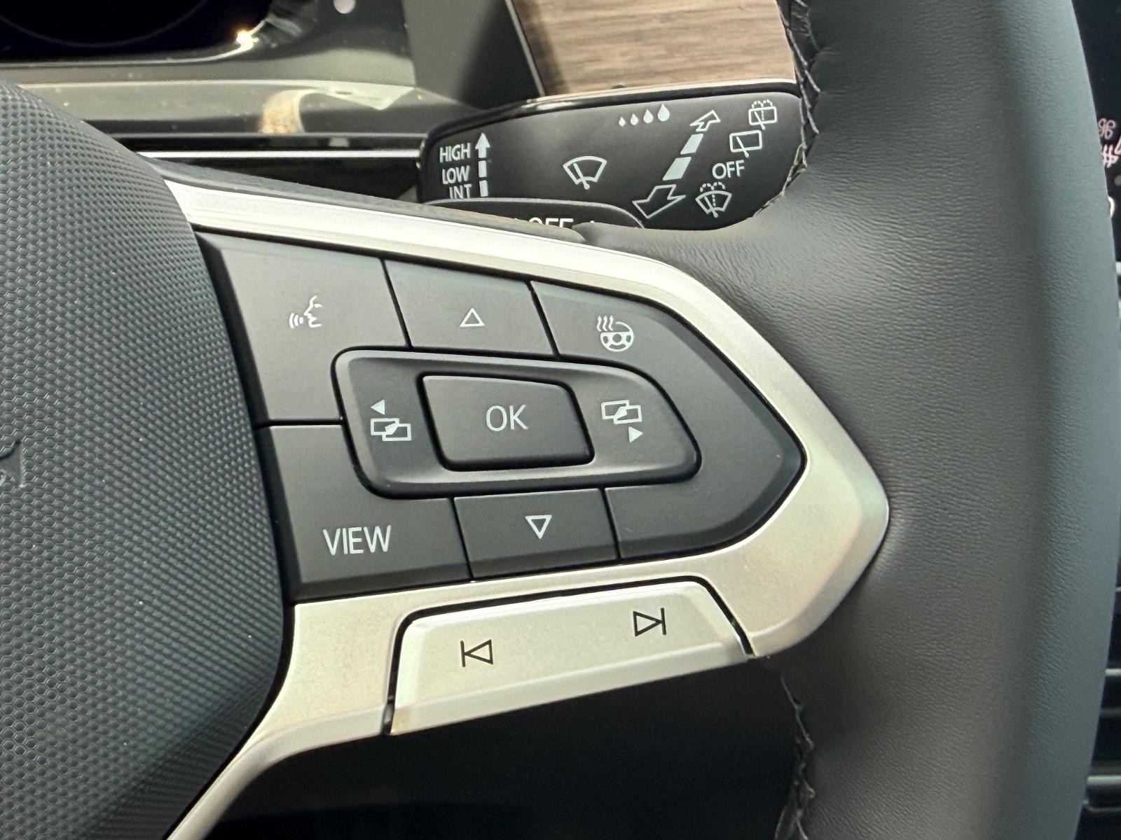 Volkswagen Atlas Vehicle Image 13