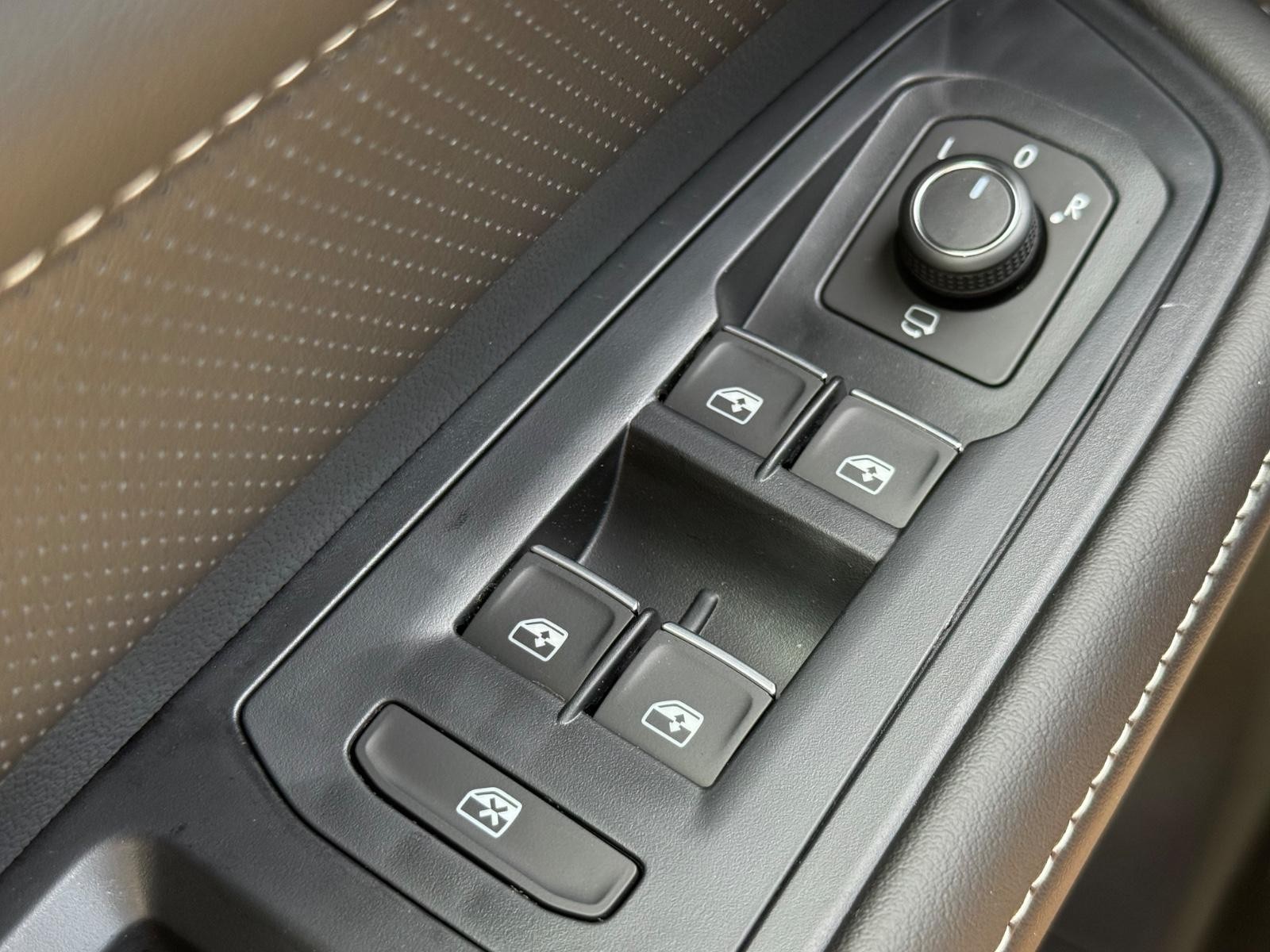 Volkswagen Atlas Vehicle Image 16