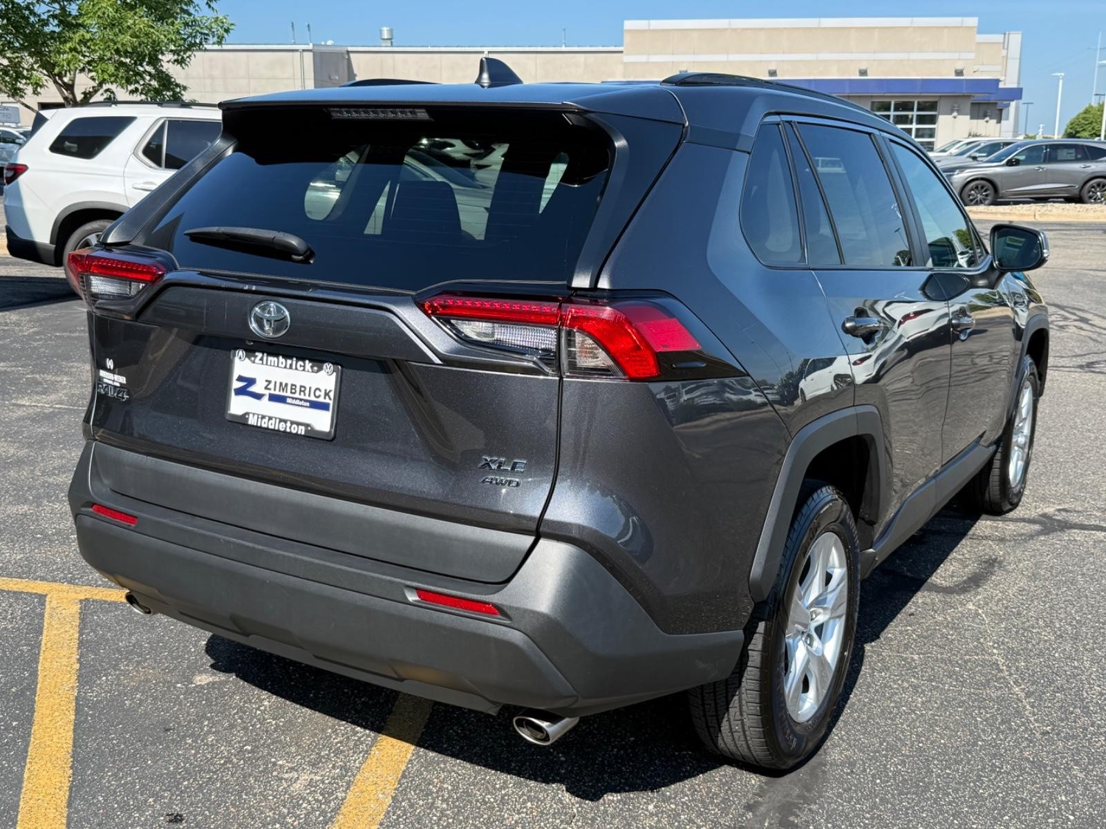 Toyota RAV4 Vehicle Image 03
