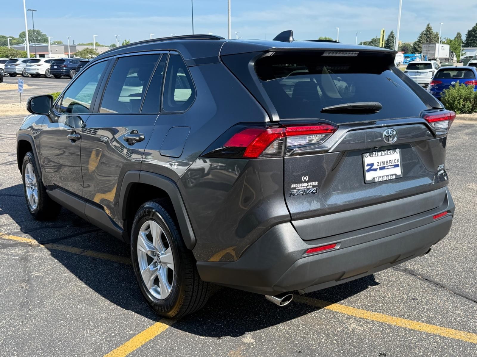 Toyota RAV4 Vehicle Image 06