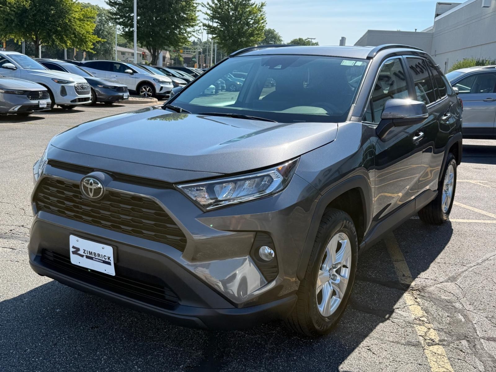Toyota RAV4 Vehicle Image 08