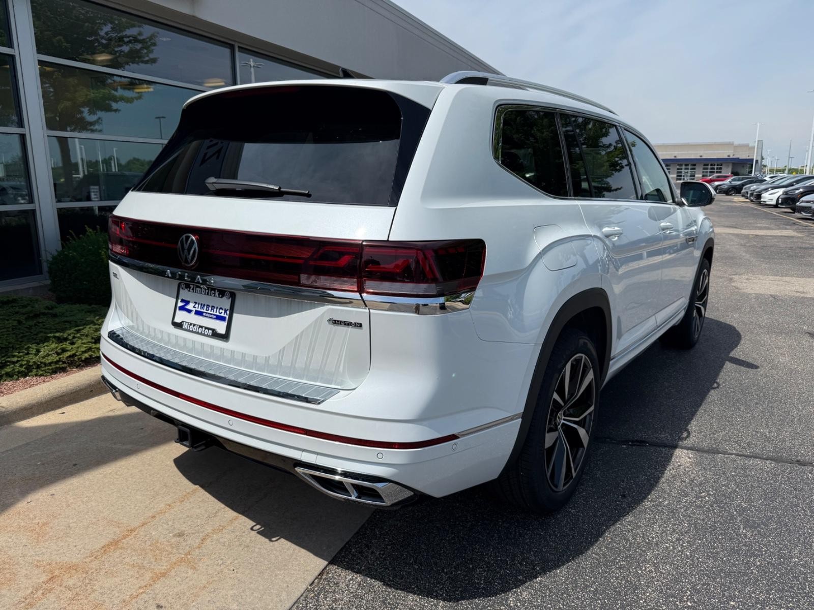 Volkswagen Atlas Vehicle Image 03