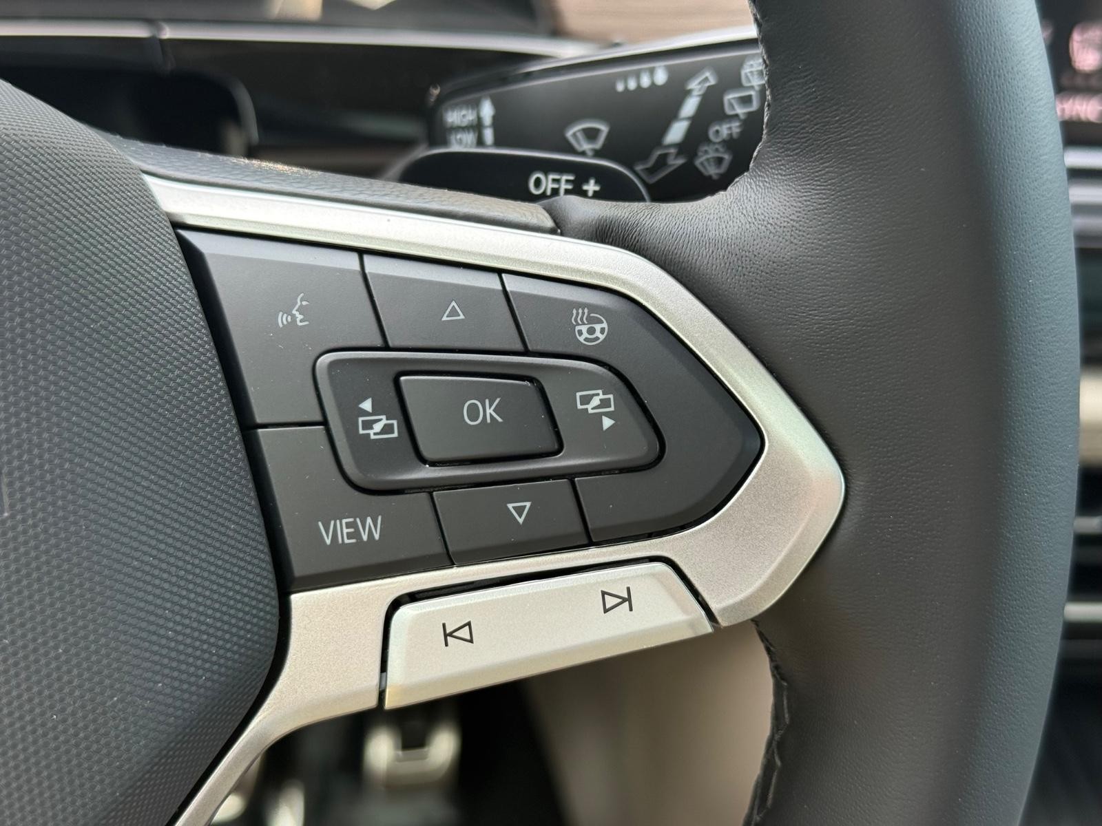 Volkswagen Atlas Vehicle Image 13