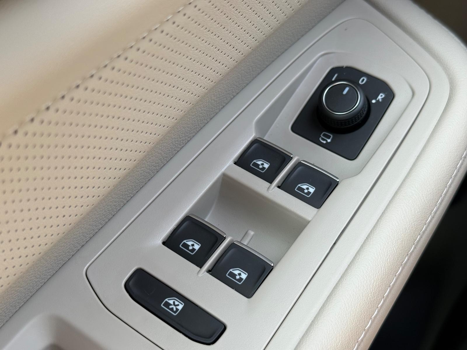 Volkswagen Atlas Vehicle Image 16