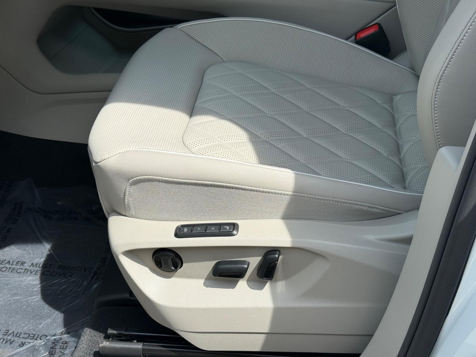 Volkswagen Atlas Vehicle Image 17