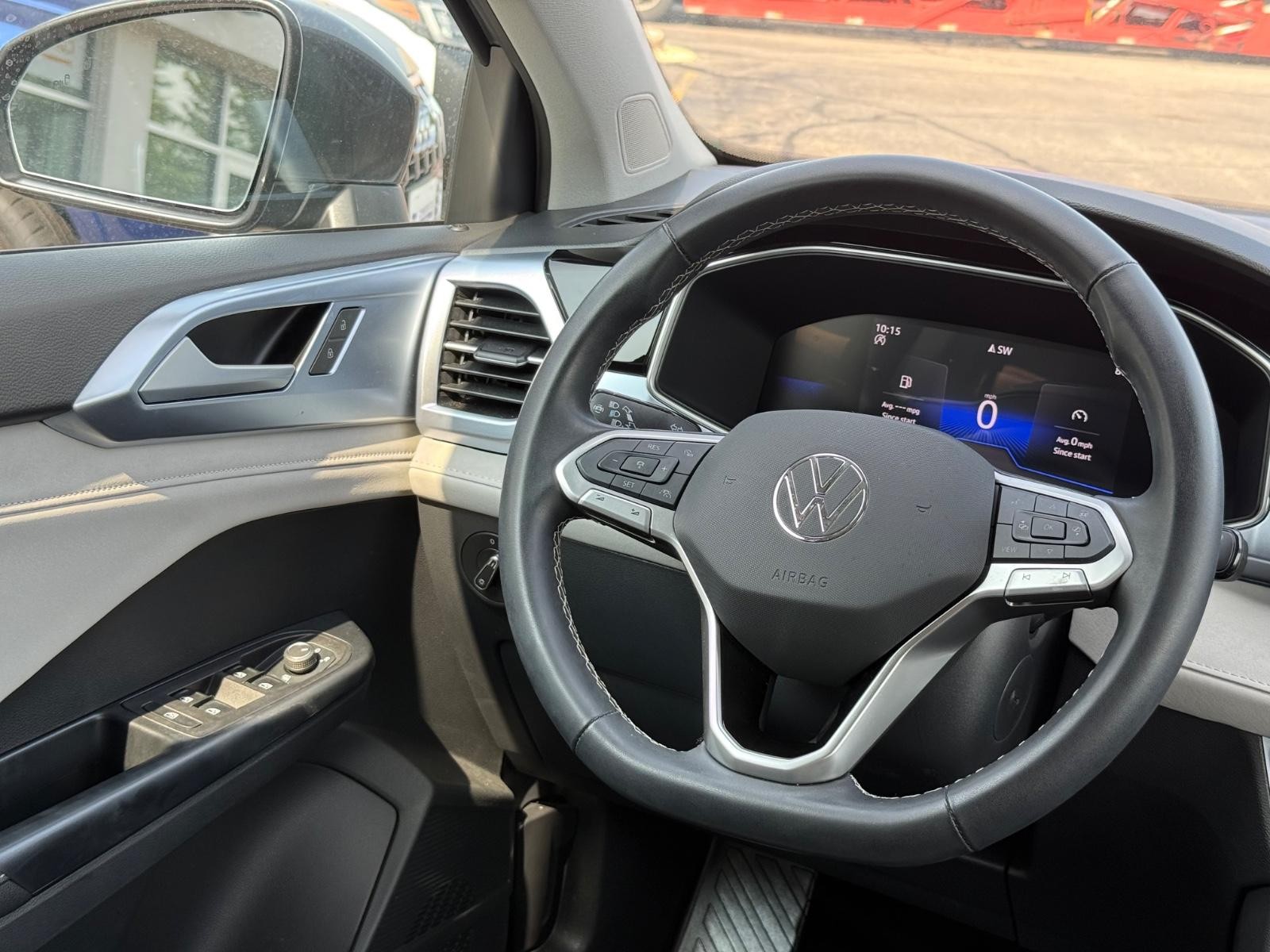 Volkswagen Taos Vehicle Image 14