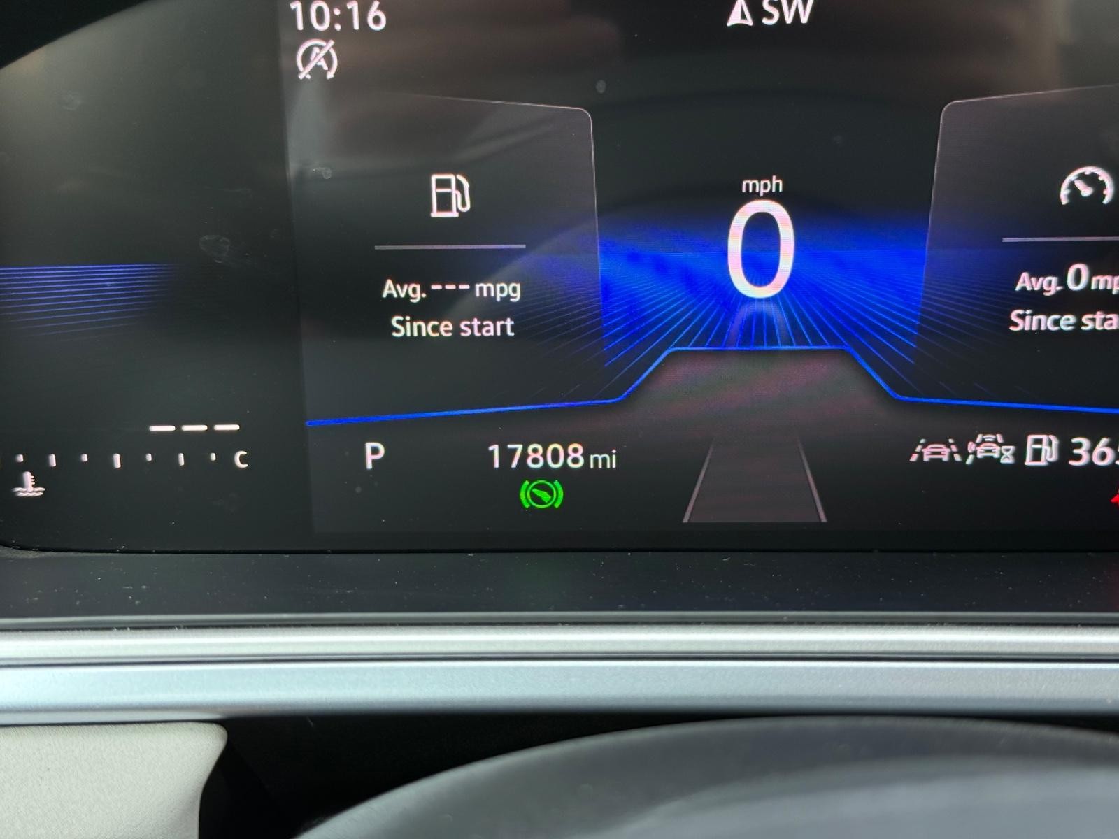 Volkswagen Taos Vehicle Image 18