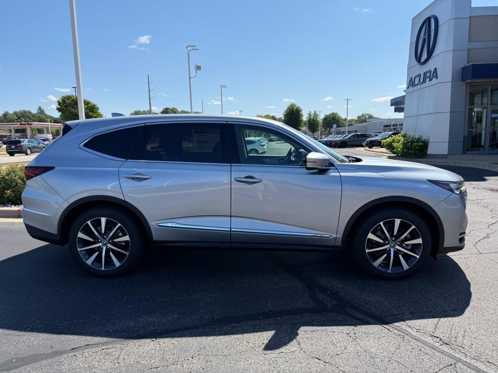 Acura MDX Vehicle Image 02