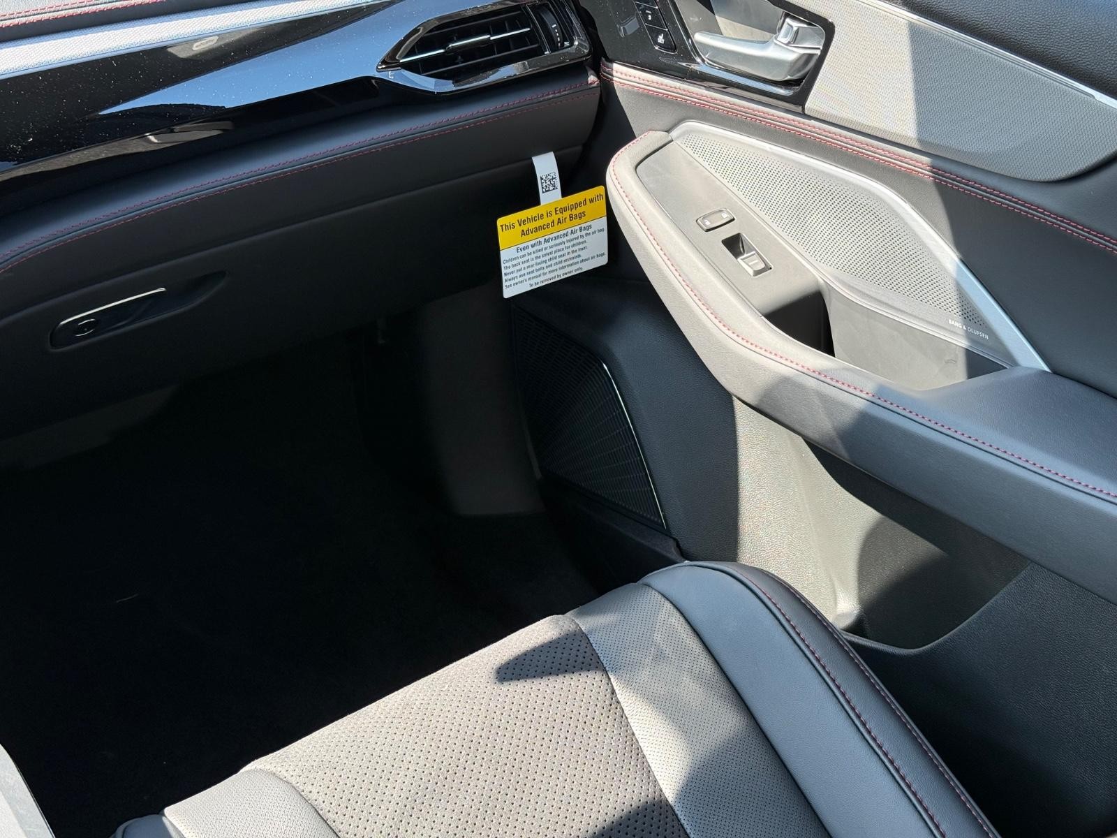 Acura MDX Vehicle Image 09