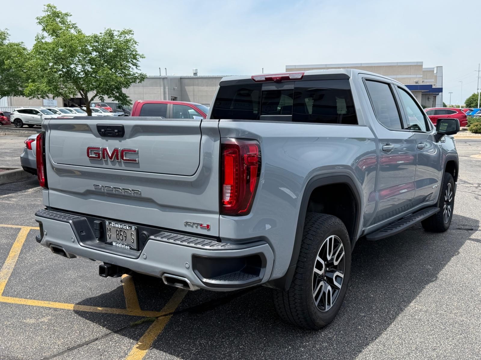 GMC Sierra 1500 Vehicle Image 03