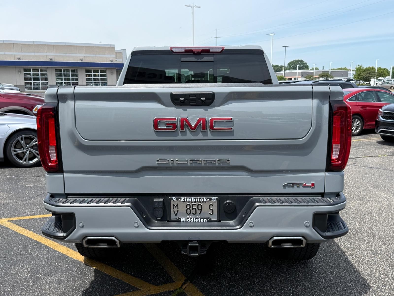 GMC Sierra 1500 Vehicle Image 04