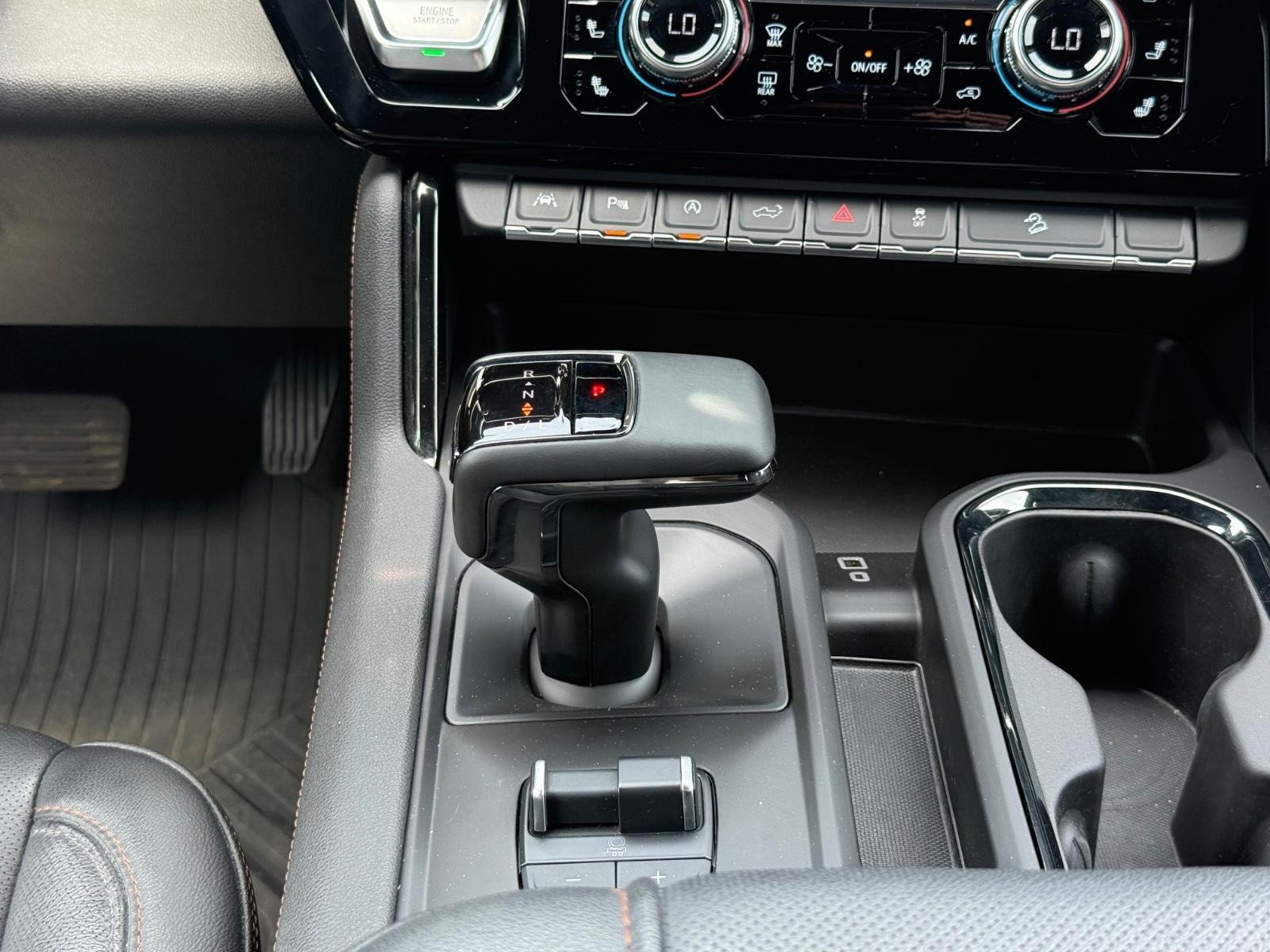 GMC Sierra 1500 Vehicle Image 13