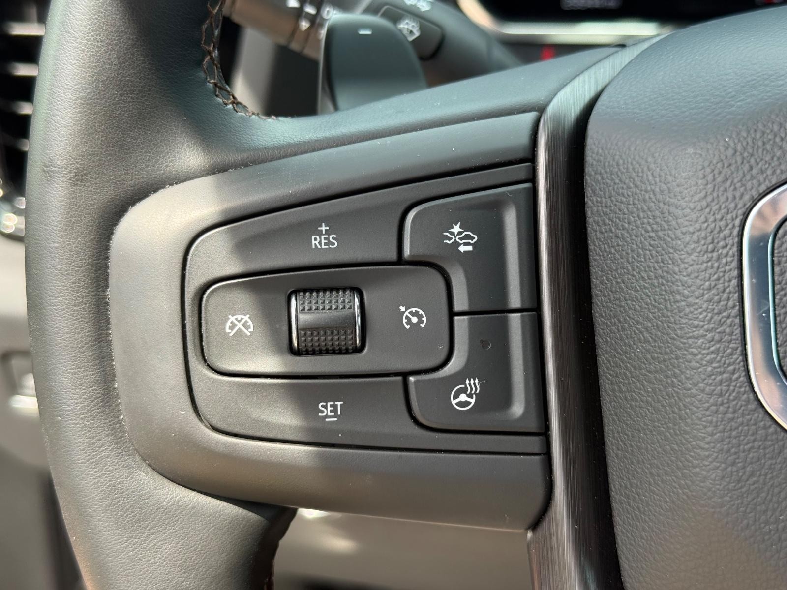 GMC Sierra 1500 Vehicle Image 17