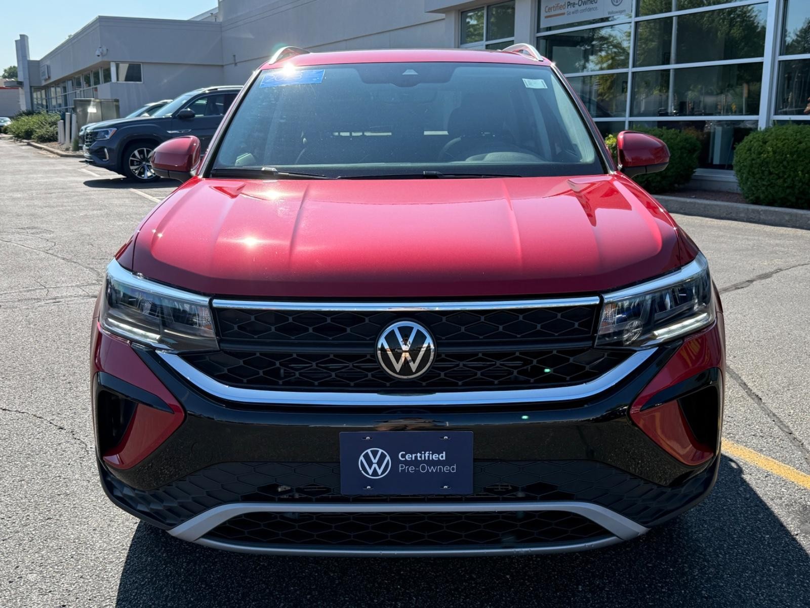 Volkswagen Taos Vehicle Image 09