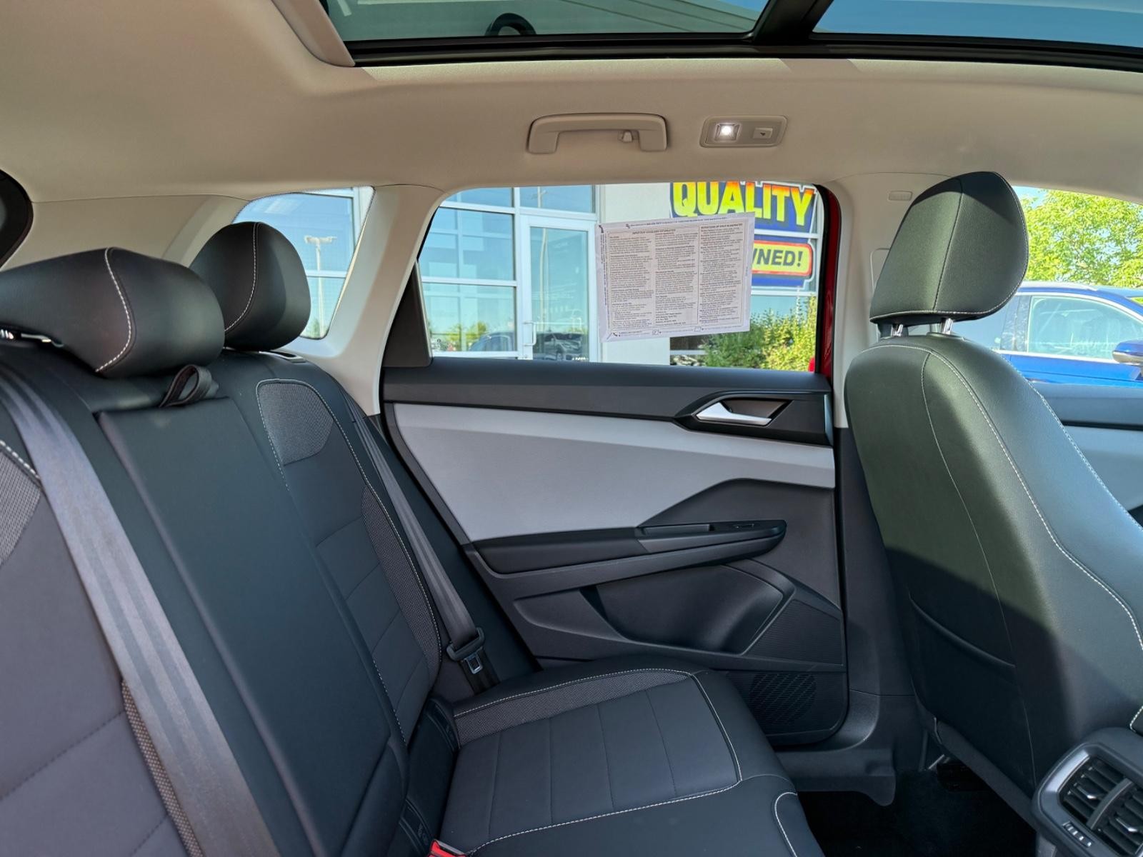 Volkswagen Taos Vehicle Image 10