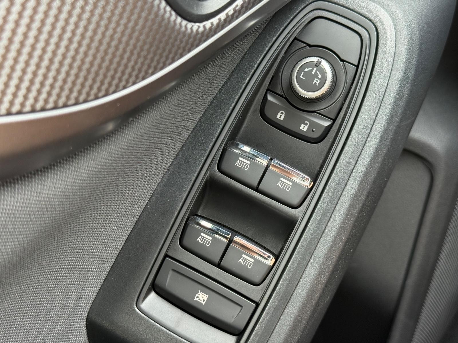 Subaru WRX Vehicle Image 21