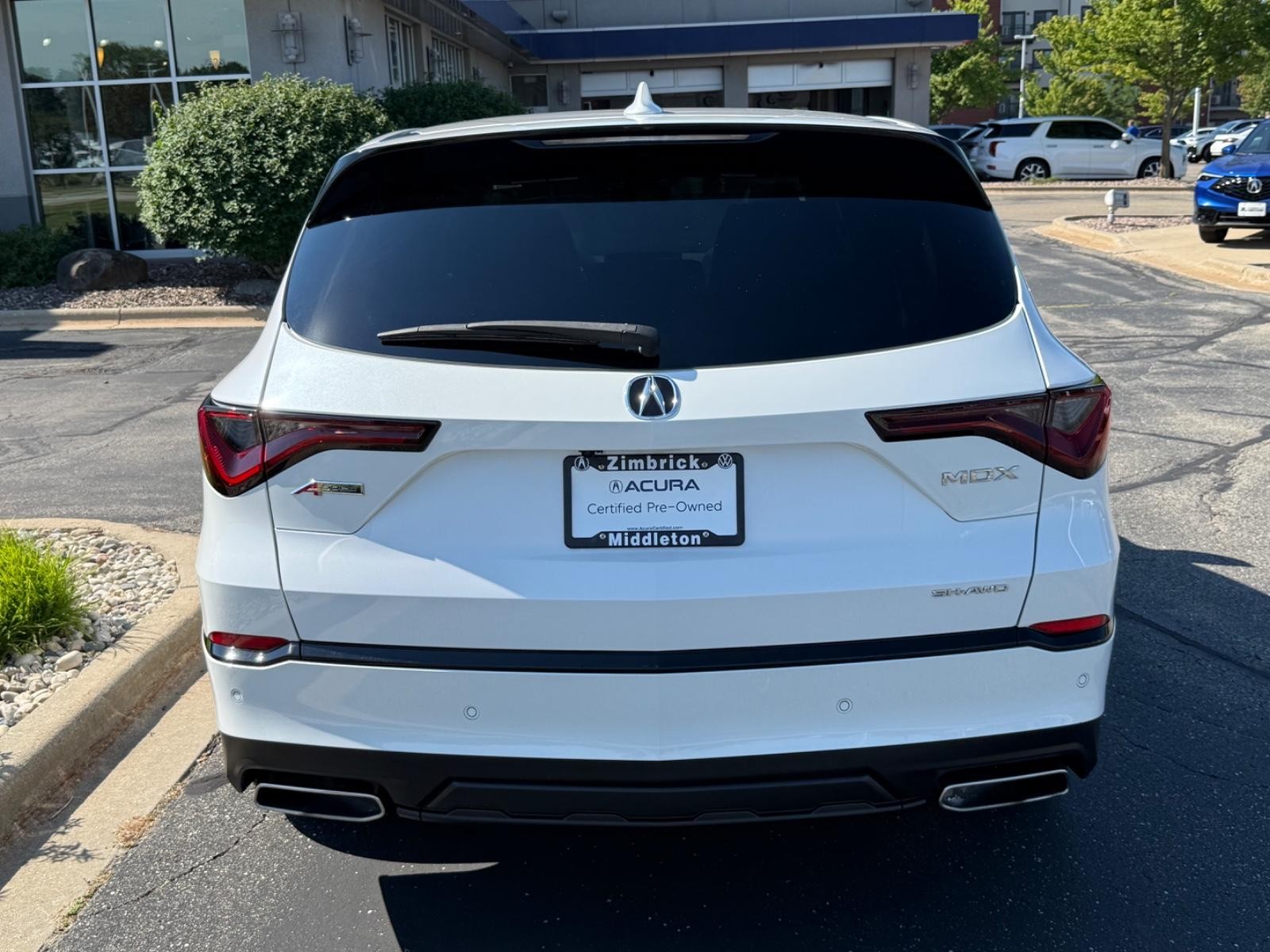 Acura MDX Vehicle Image 04