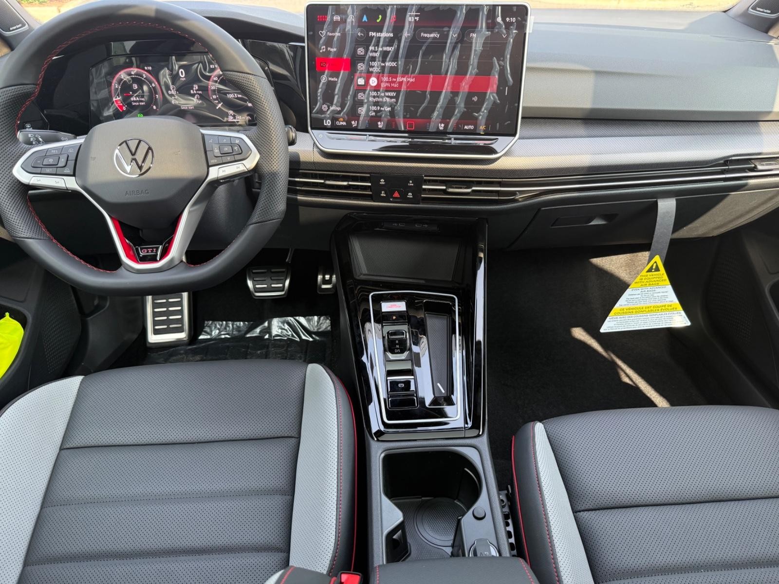 Volkswagen Golf GTI Vehicle Image 06
