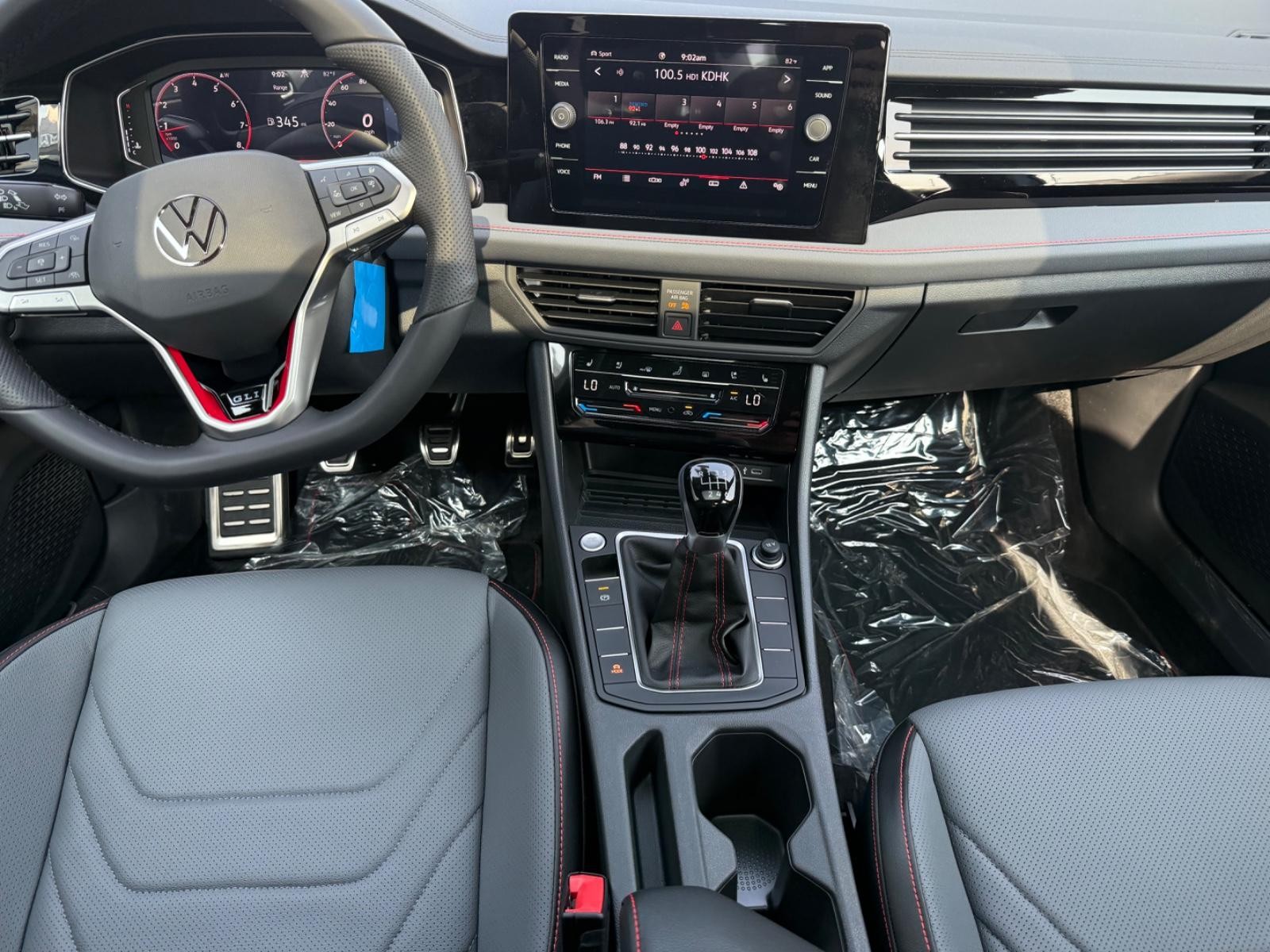 Volkswagen Jetta GLI Vehicle Image 06