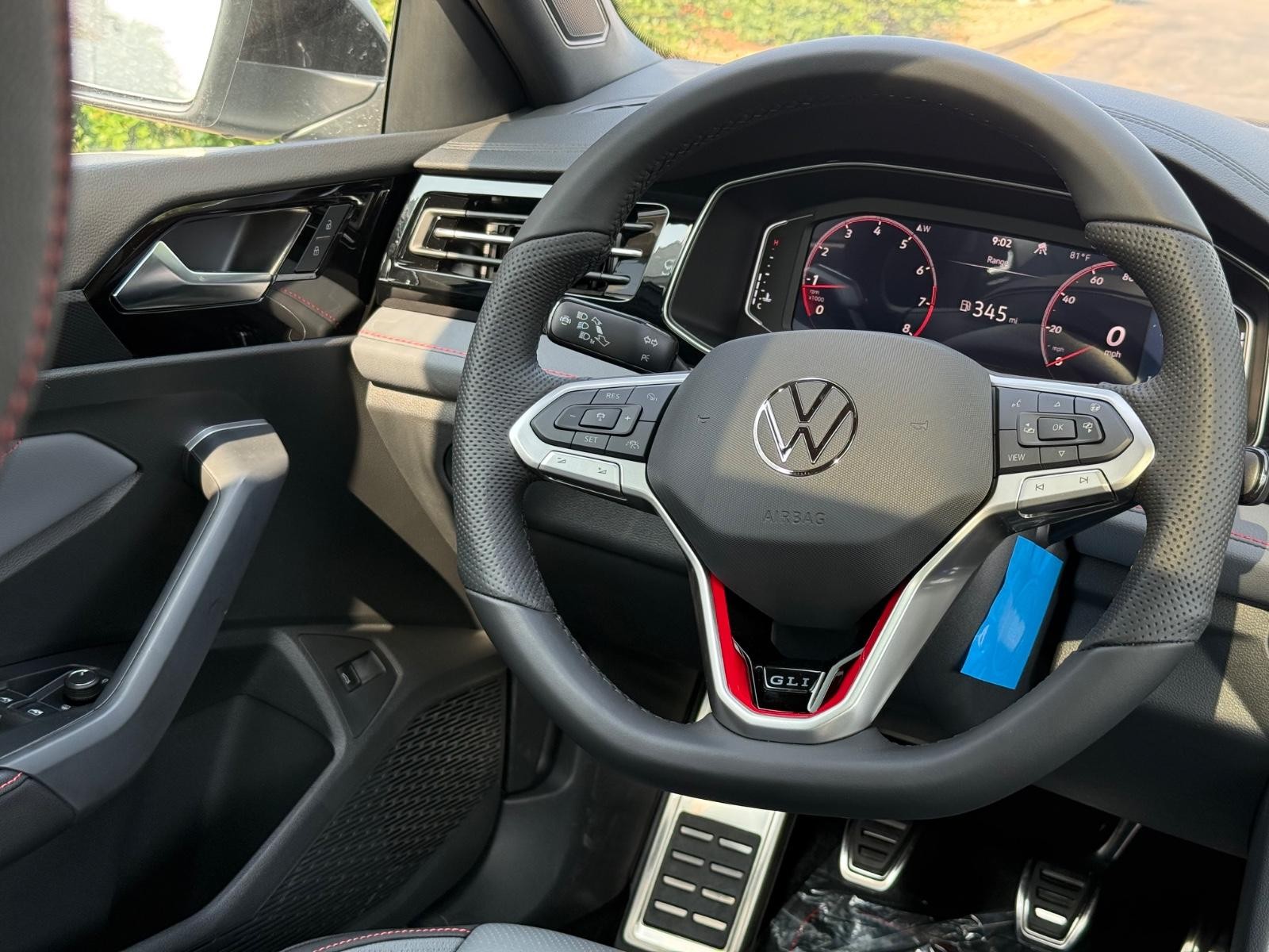 Volkswagen Jetta GLI Vehicle Image 10