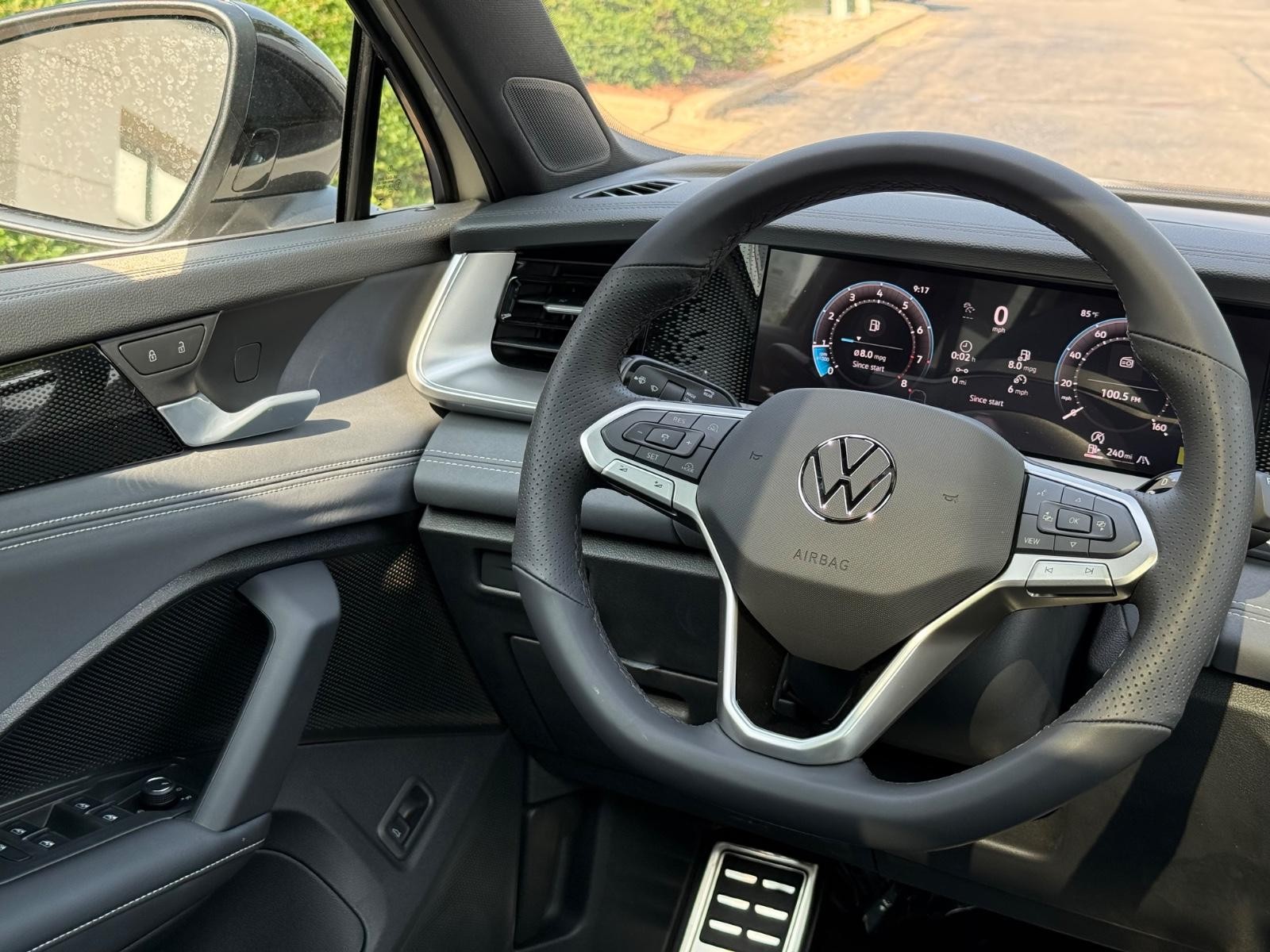 Volkswagen Tiguan Vehicle Image 08